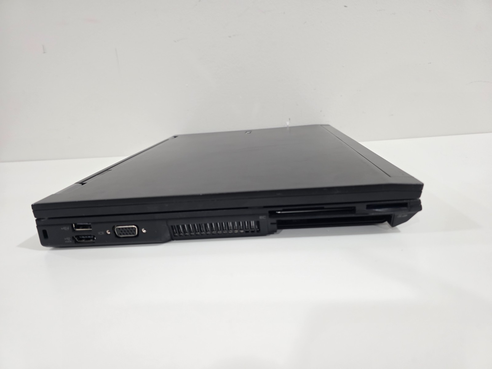 Vintage Dell Latitude E6500 Intel Core2 Duo CPU T9400 4GB Webcam Bluetooth