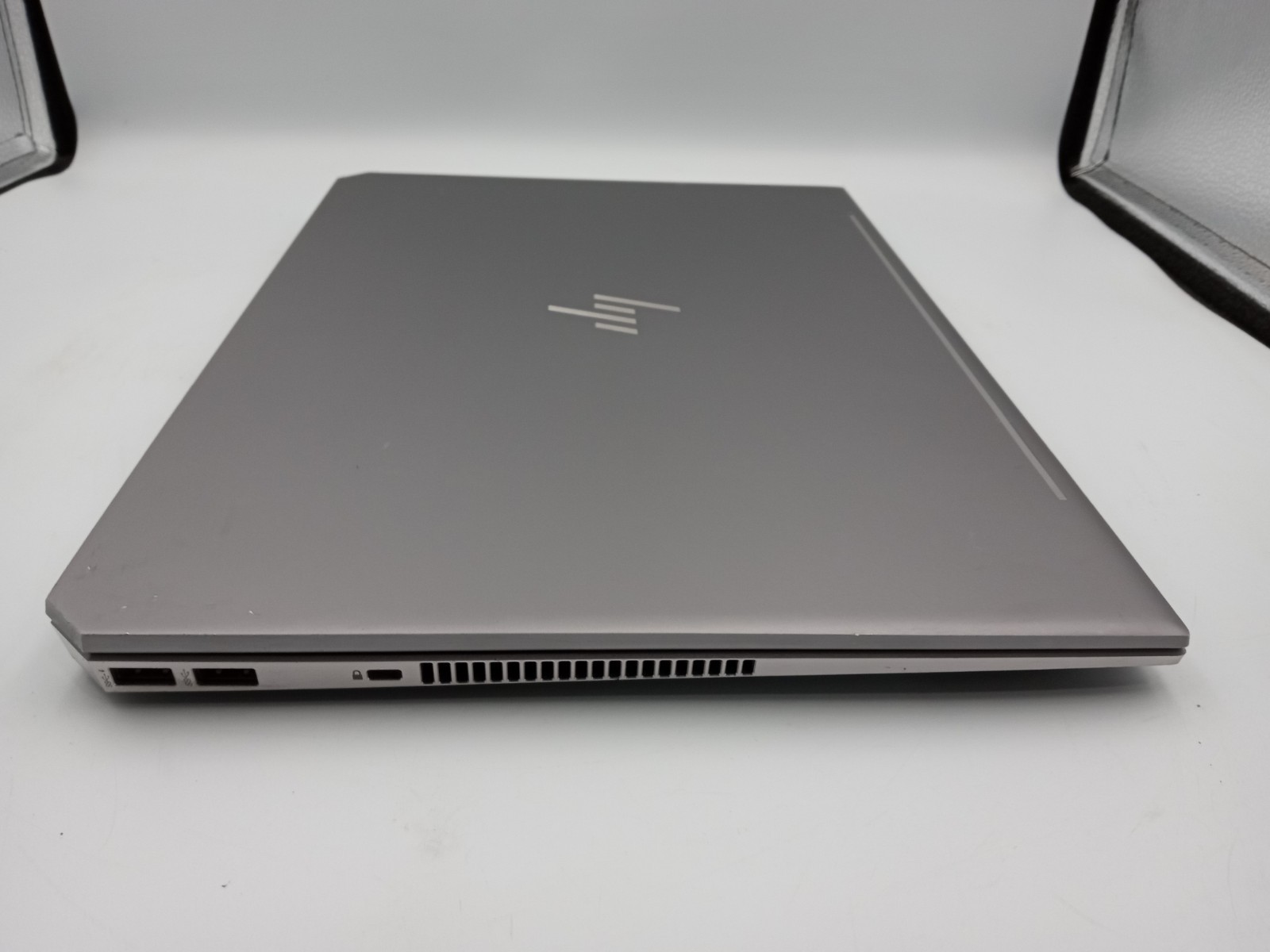 HP ZBook Studio G5 15″ Intel i7-8850H 4GB RAM 128GB SSD Windows 11 – NO BATTERY