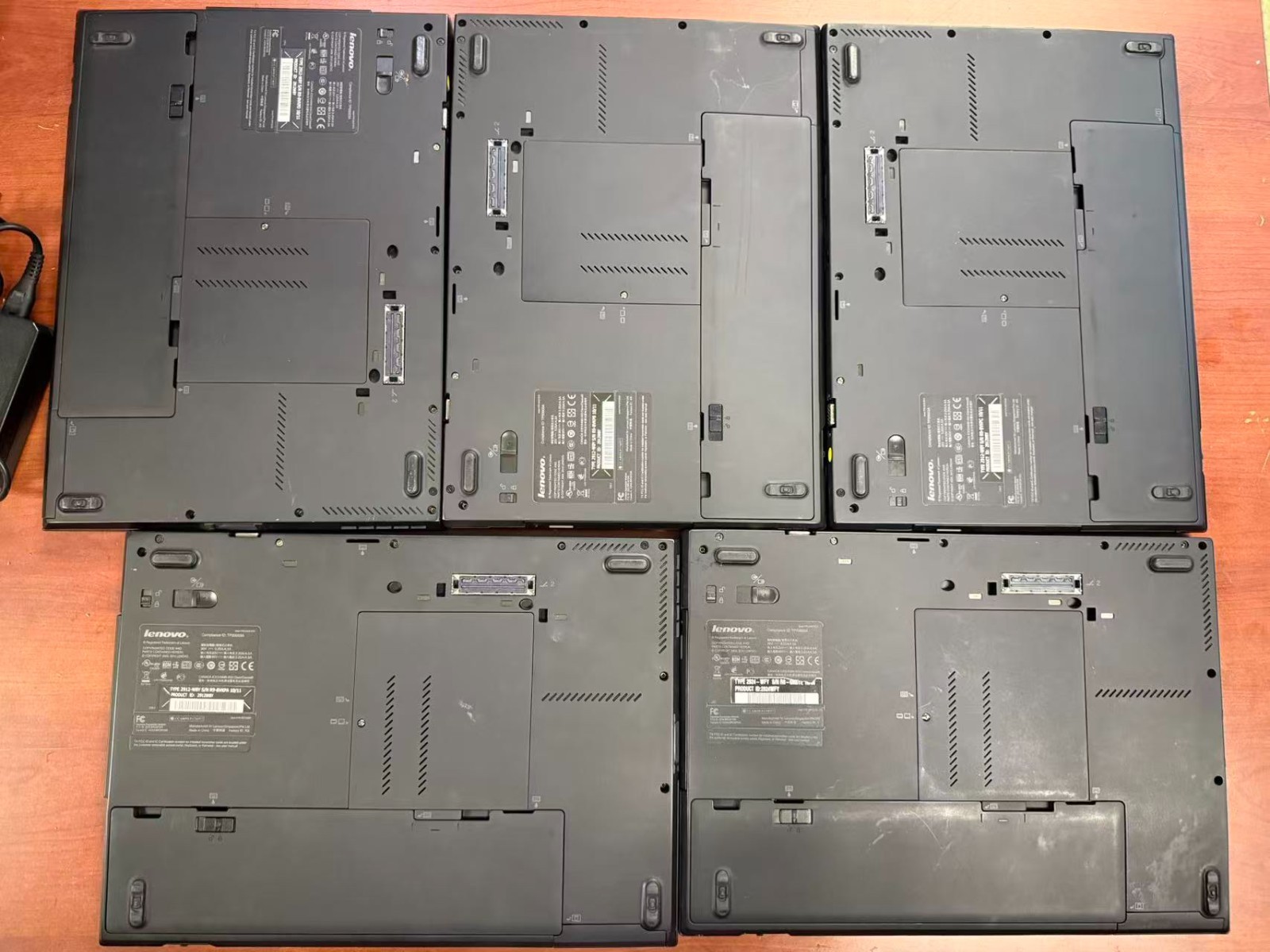 Lot of 5 Lenovo ThinkPad T410 i5‑520M 2.40GHz 4GB RAM Boots to BIOS No HDD