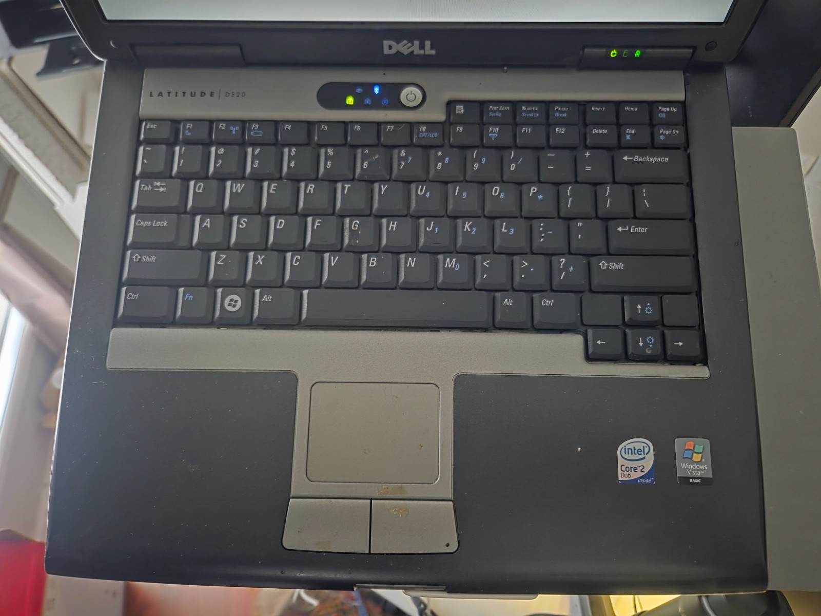 Dell Latitude D520 T5500 2GHz 2GB 80GB DW WXPP 15″ Laptop with Docking Station