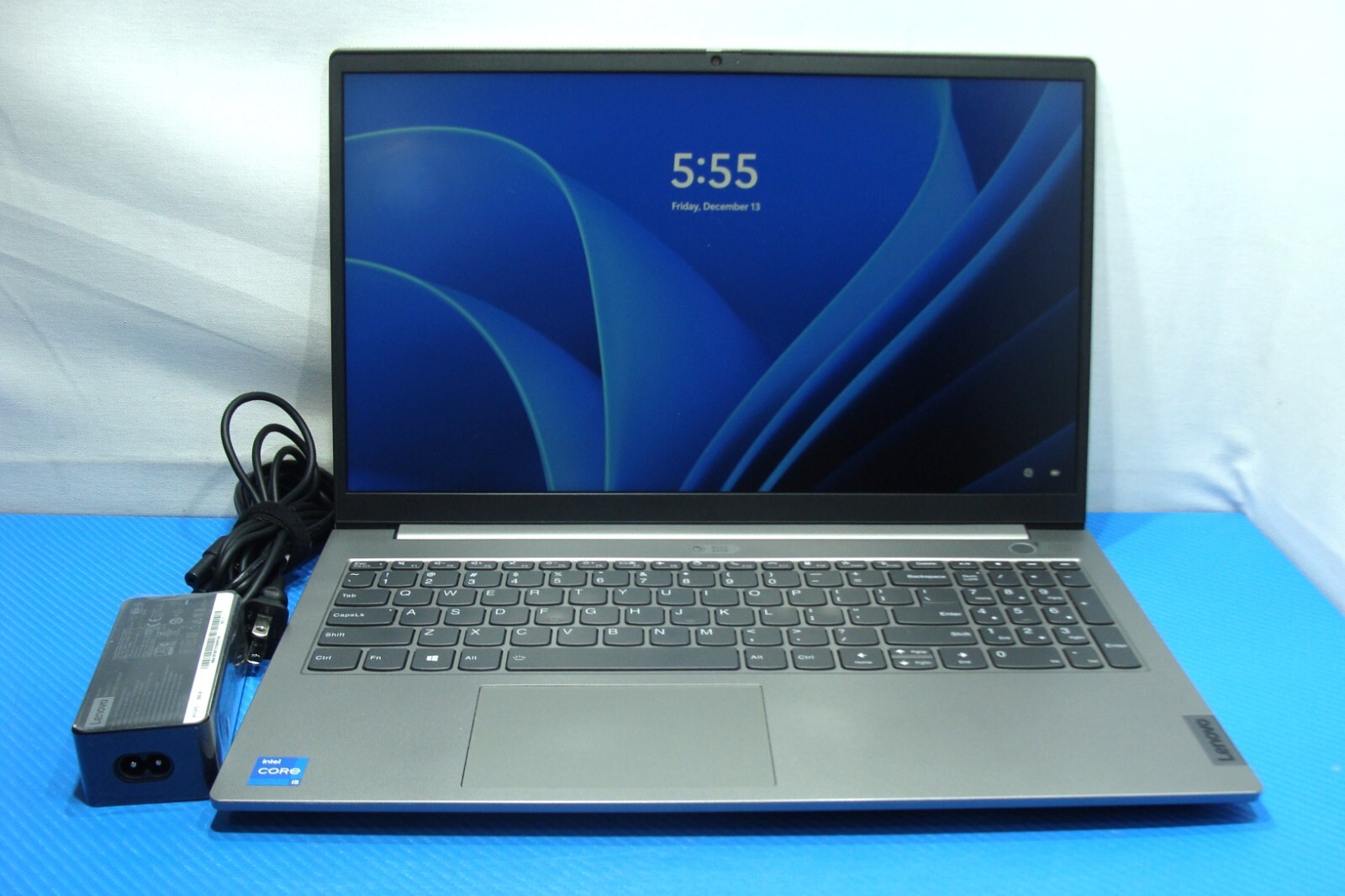 Lenovo ThinkBook 15 G2 ITL 15.6″FHD core i5-1135G7 2.4GHz 8GB 512GB 26 cycles