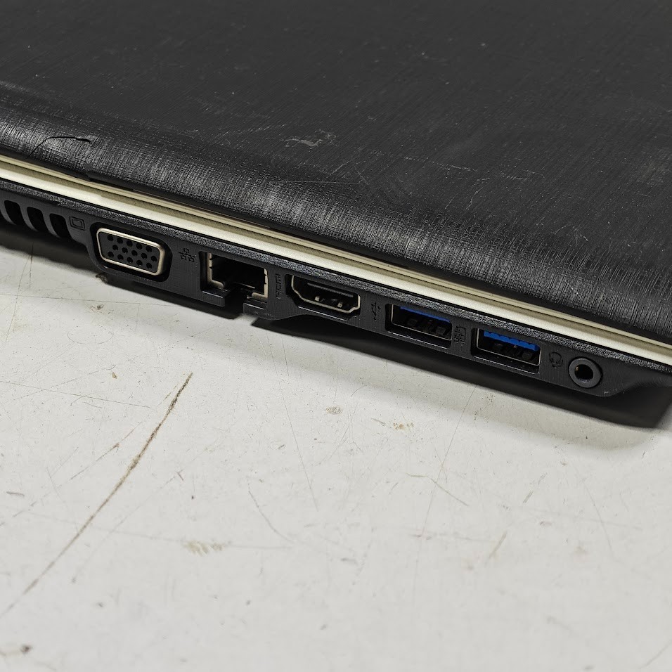 Acer Aspire E5-722G-88DQ Laptop – AMD A8-7410, AMD Radeon R5, 8GB RAM