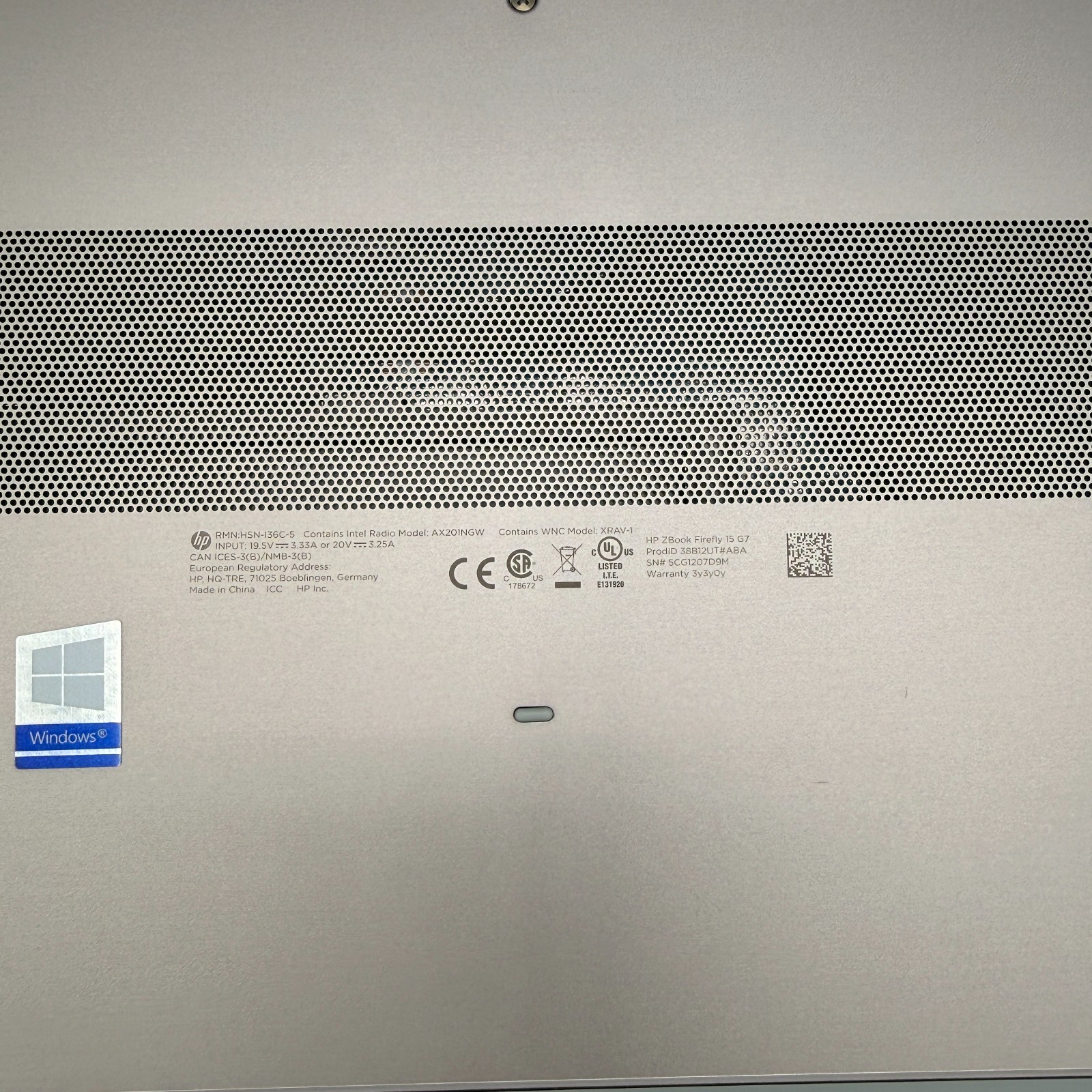 HP ZBook Firefly 15 G7 15.6″ FHD i7-10610U 16GB 512GB SSD Win11 Pro Workstation