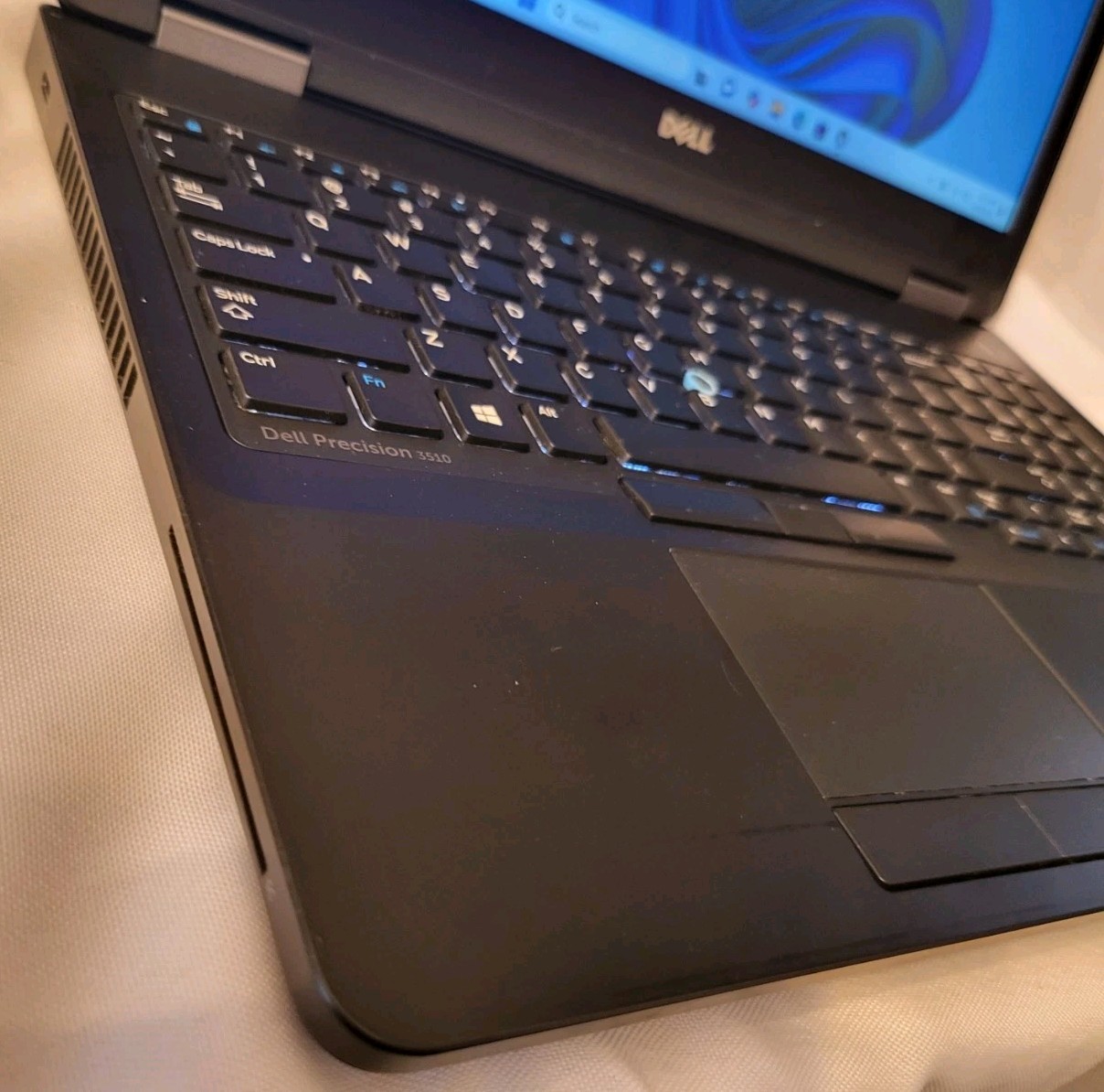 Dell Precision 3510 Xeon E3-1505M v5 16GB RAM 256GB SSD O62201