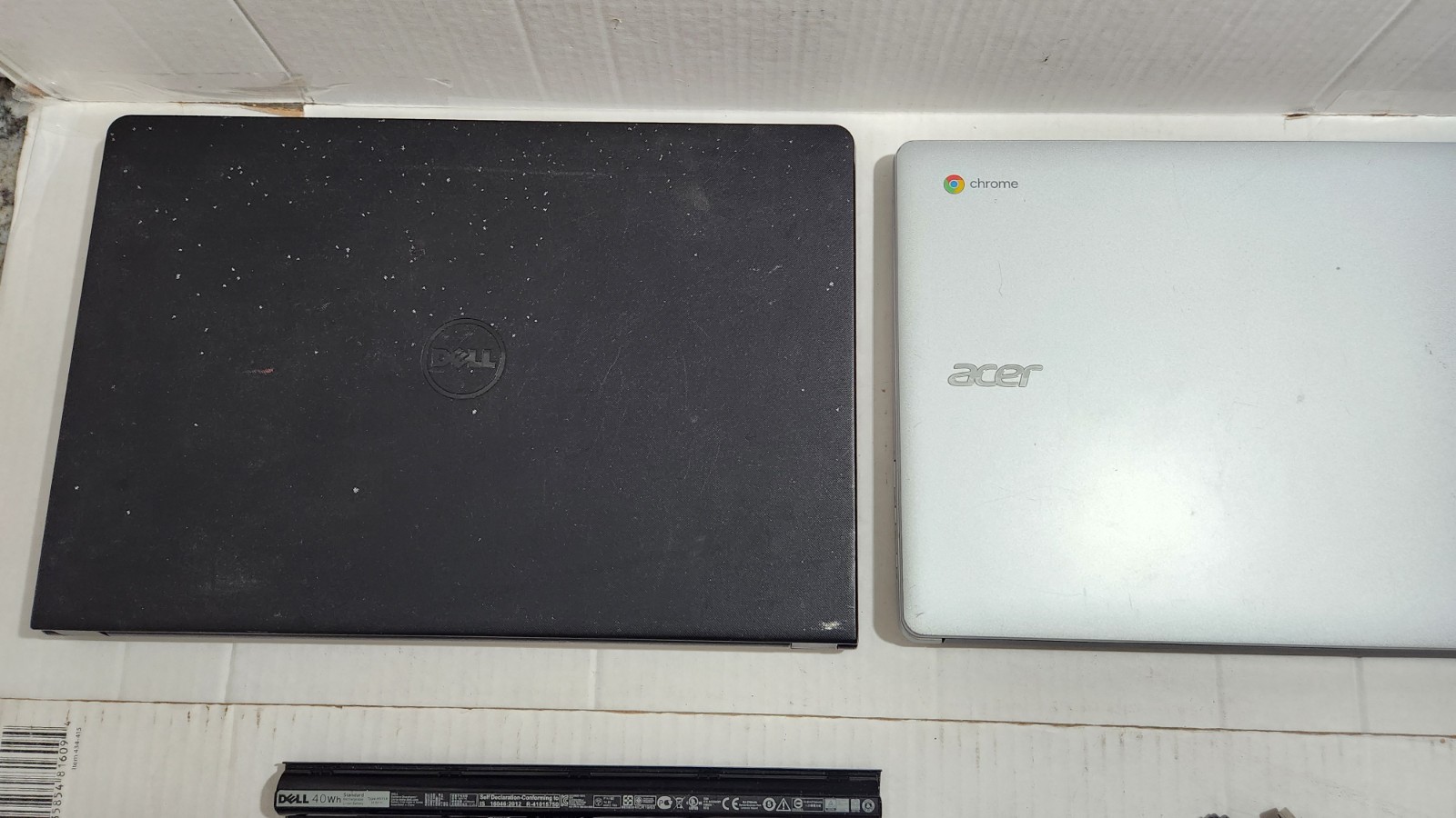 Lot Of 2 Laptops DELL Inspiron 1TB, 15 3000 intel i3 , ACER Chromebook 3h Series