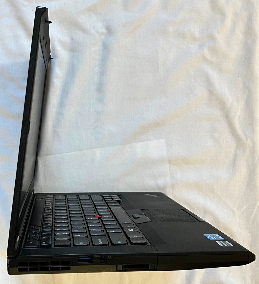 Lenovo Thinkpad T430S I5 8GB Ram 500GB drive webcam win11 PRO charger read