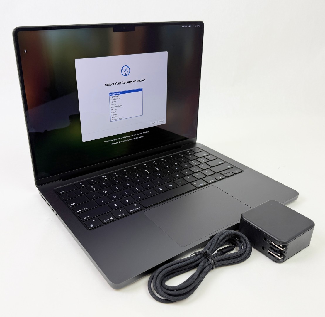 Apple MacBook Pro 14″ M3 Pro Chip 18GB 512GB SSD 14-core GPU Sequoia