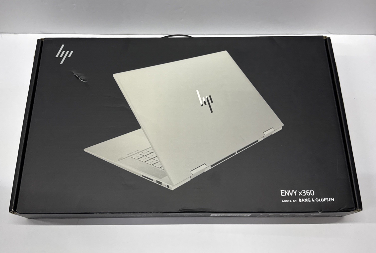 HP Envy x360 2-in-1 15.6″ FHD Touch – Intel i7-1260P 16GB RAM 512GB SSD W11 Home