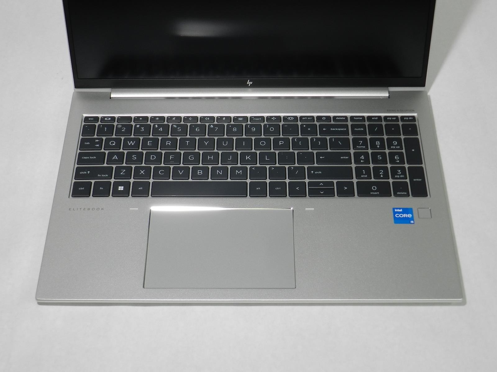 HP ELITEBOOK 860 G10 | 16″ WUXGA | i5-1335U | 512GB SSD | 16GB | A+ | WIN11PRO