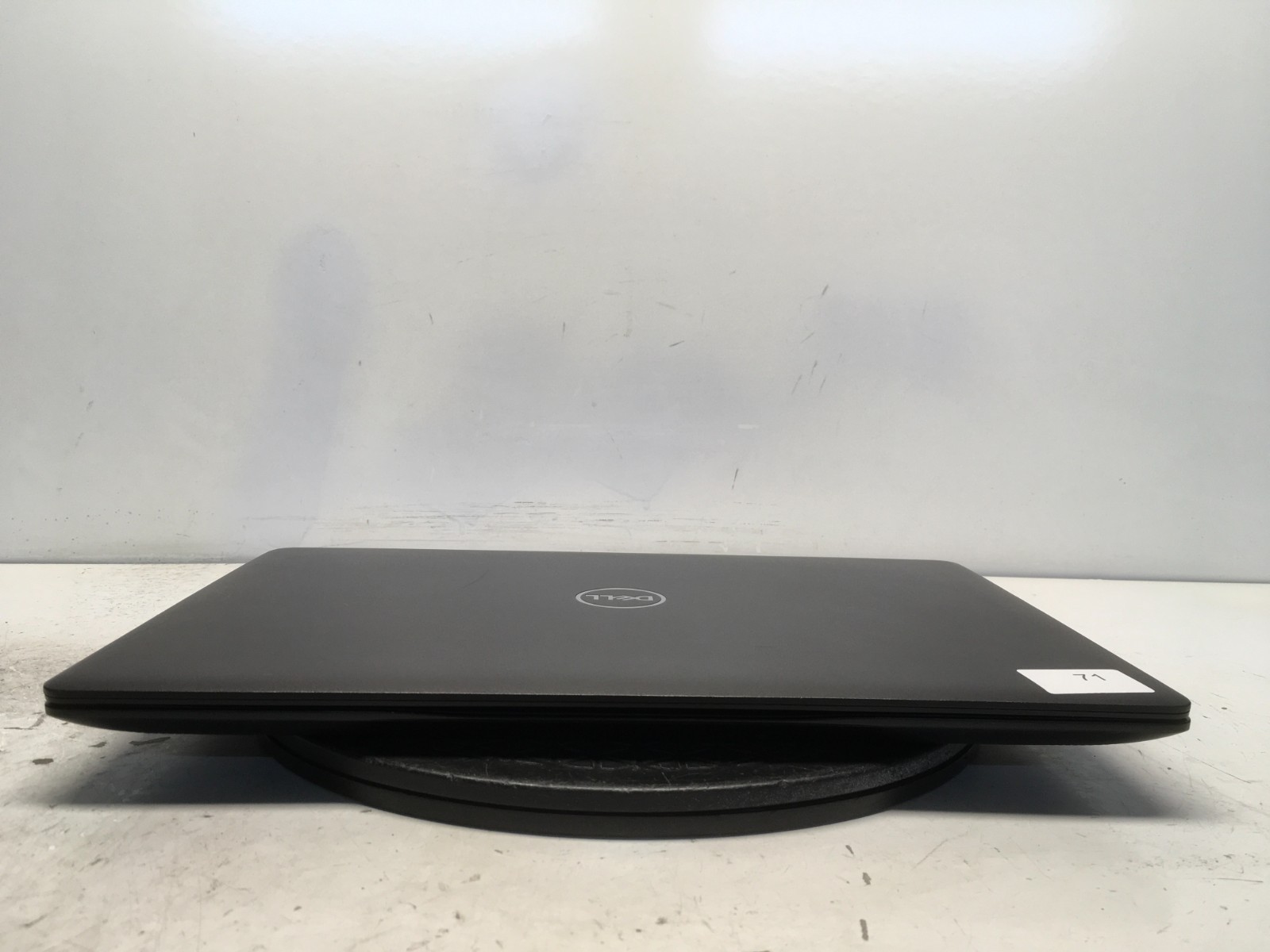 Dell Latitude 3590 Intel i3-7130U 2.7GHz 4 GB NO HDD No Batt