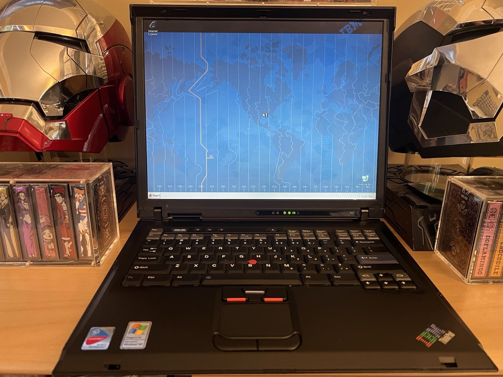 IBM ThinkPad R51 WinXP Laptop 1.6GHz 1GB RAM Vintage Retro Tested!! w/Charger