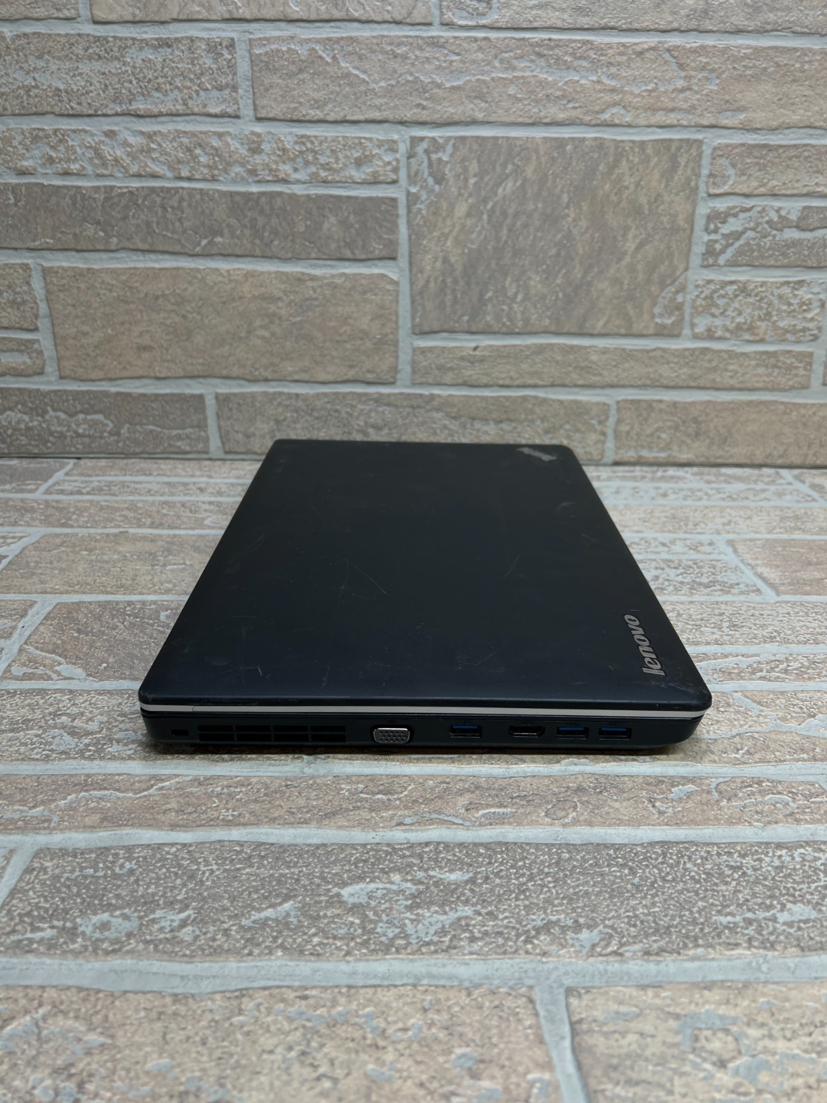 Lenovo ThinkPad Edge E545 AMD A6-5350M 2.90GHz 4GB RAM 15.6″ Untested