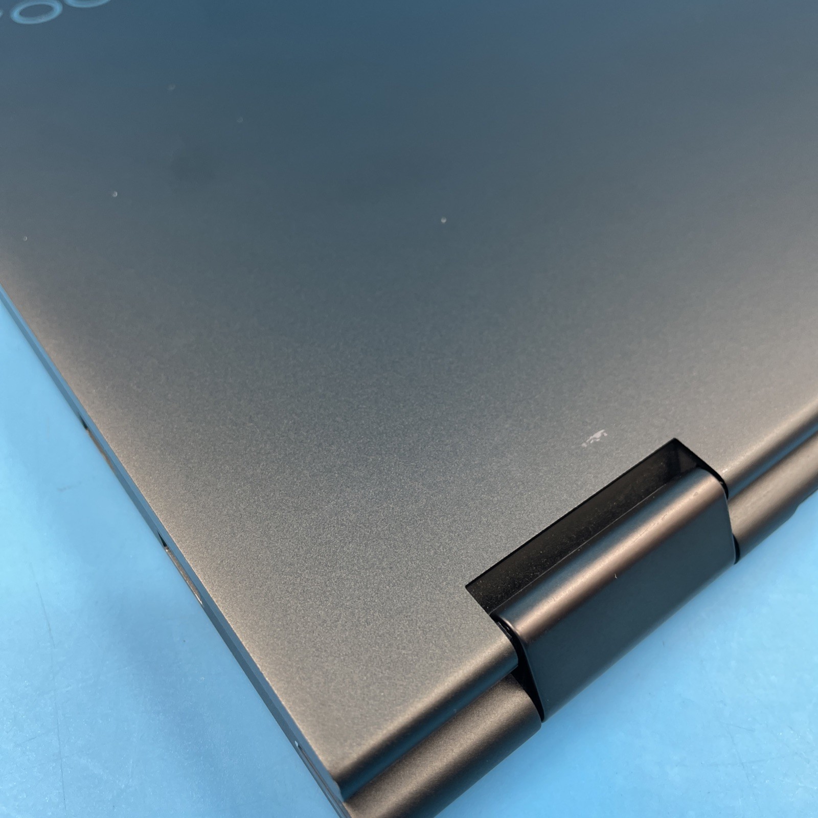 Lenovo Yoga 7i 15ITL5 | i7-1165G7 | 12GB RAM | 512GB SSD | NO OS | 68% BATT