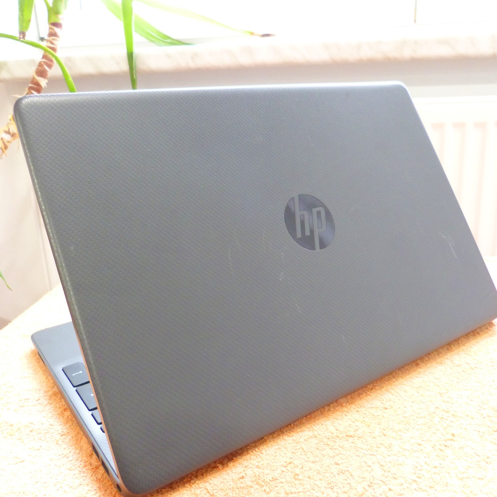 HP 255 G8 ULTRABOOK 15″ FULLHD l RYZEN 5 HEXA l SSD HDD Windows 11 HDMI USBC