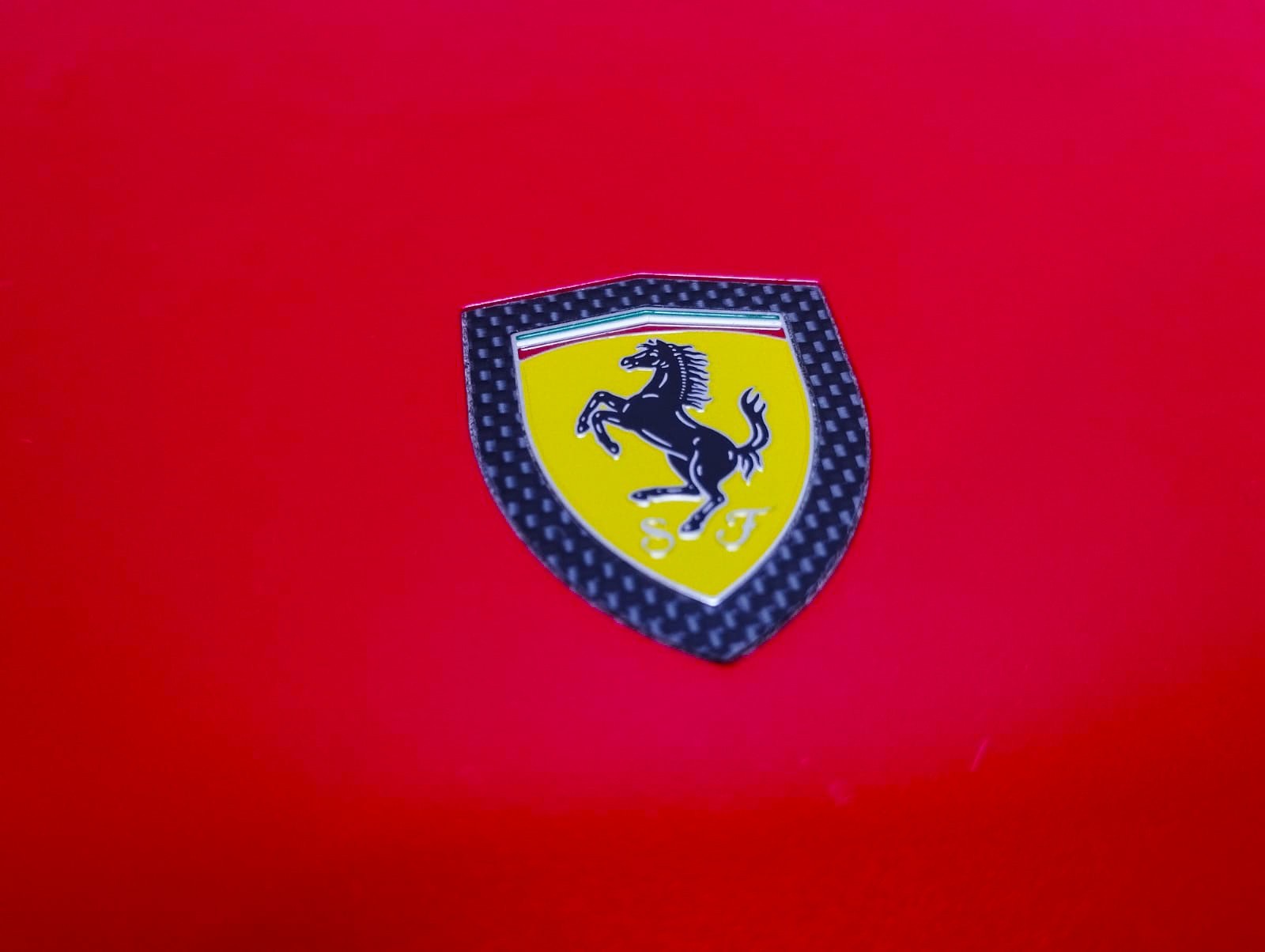 Acer Ferrari One 200 Laptop – Rare Ferrari Edition – Working – Windows license