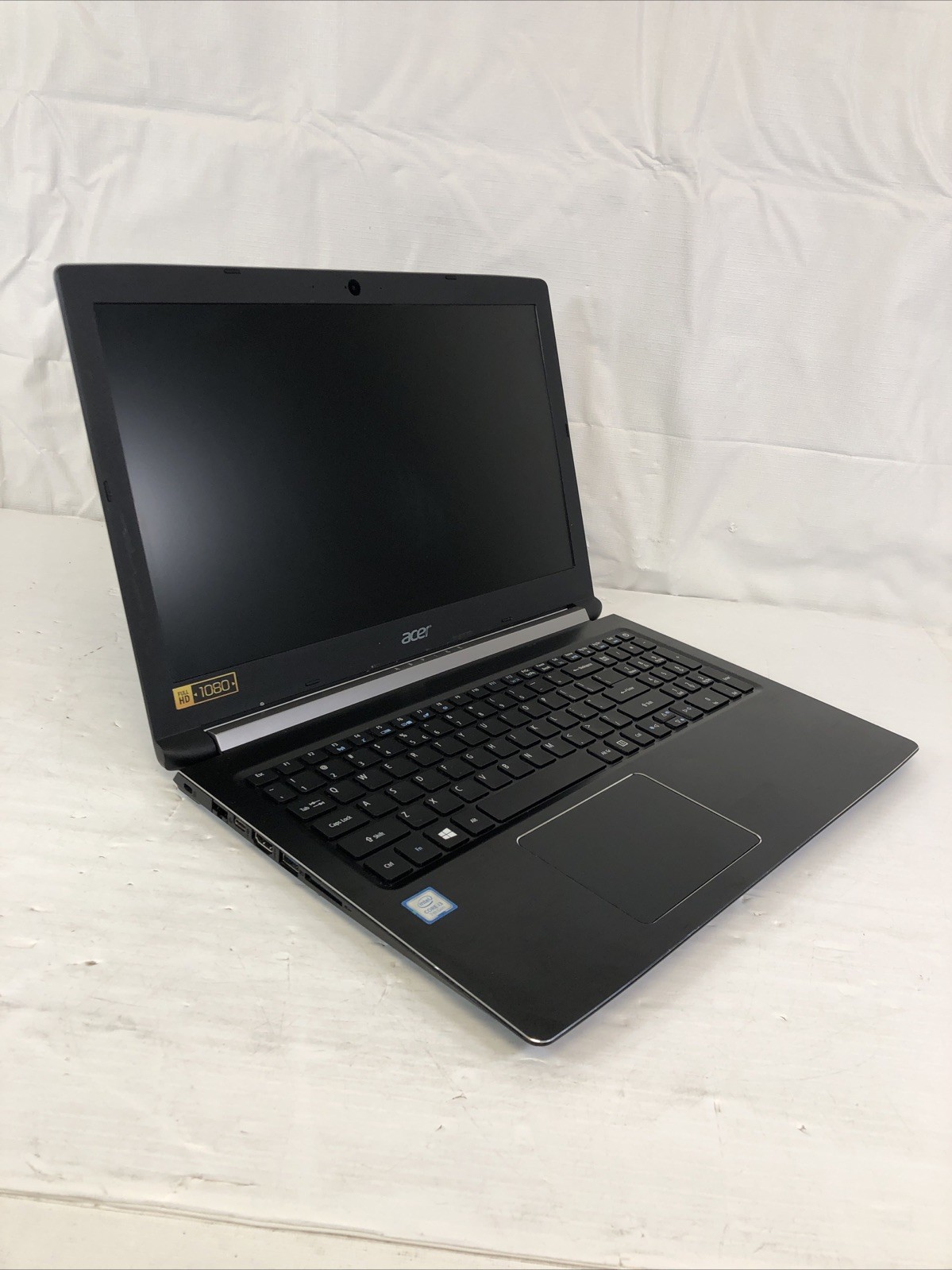 ACER ASPIRE A515-51 Intel Core i3-7100U 2.40 GHZ + 8 GB 256 GB SSD Win 11 Pro