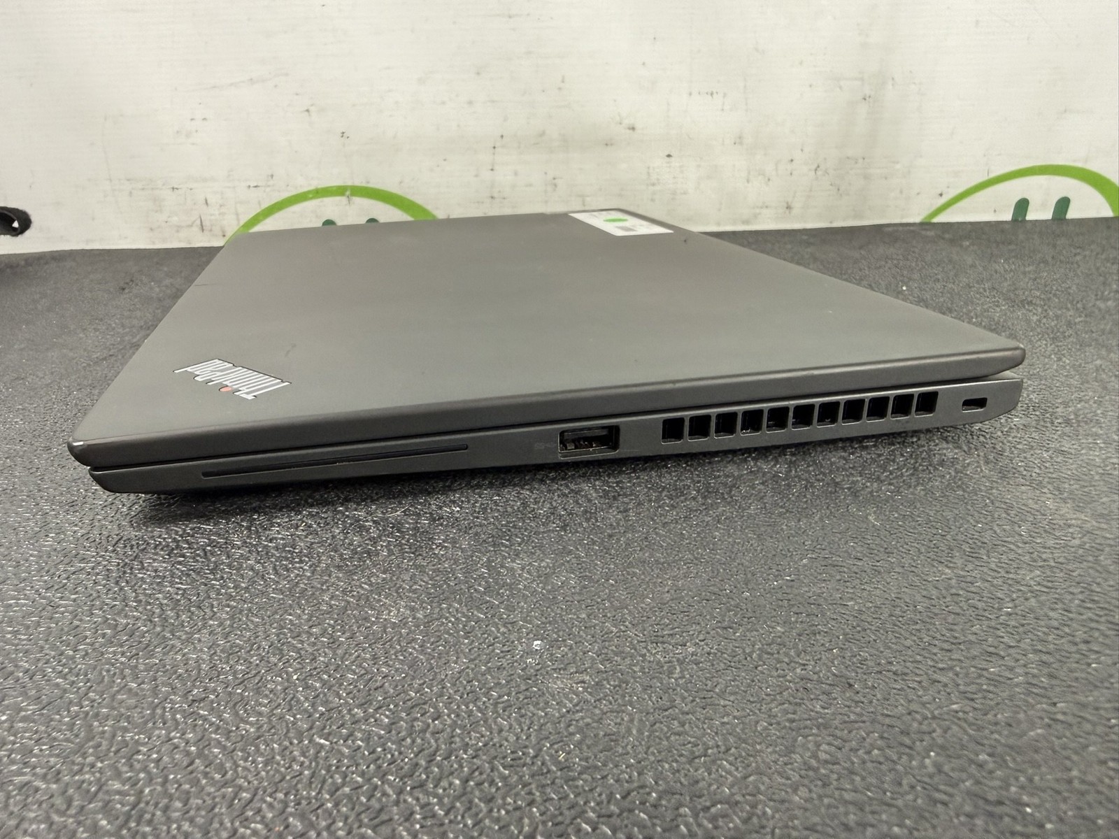 Lenovo ThinkPad X13 Gen 2 i5-1145G7 2.6GHz 16GB DDR4 256GB M.2 Win 11 Pro -READ