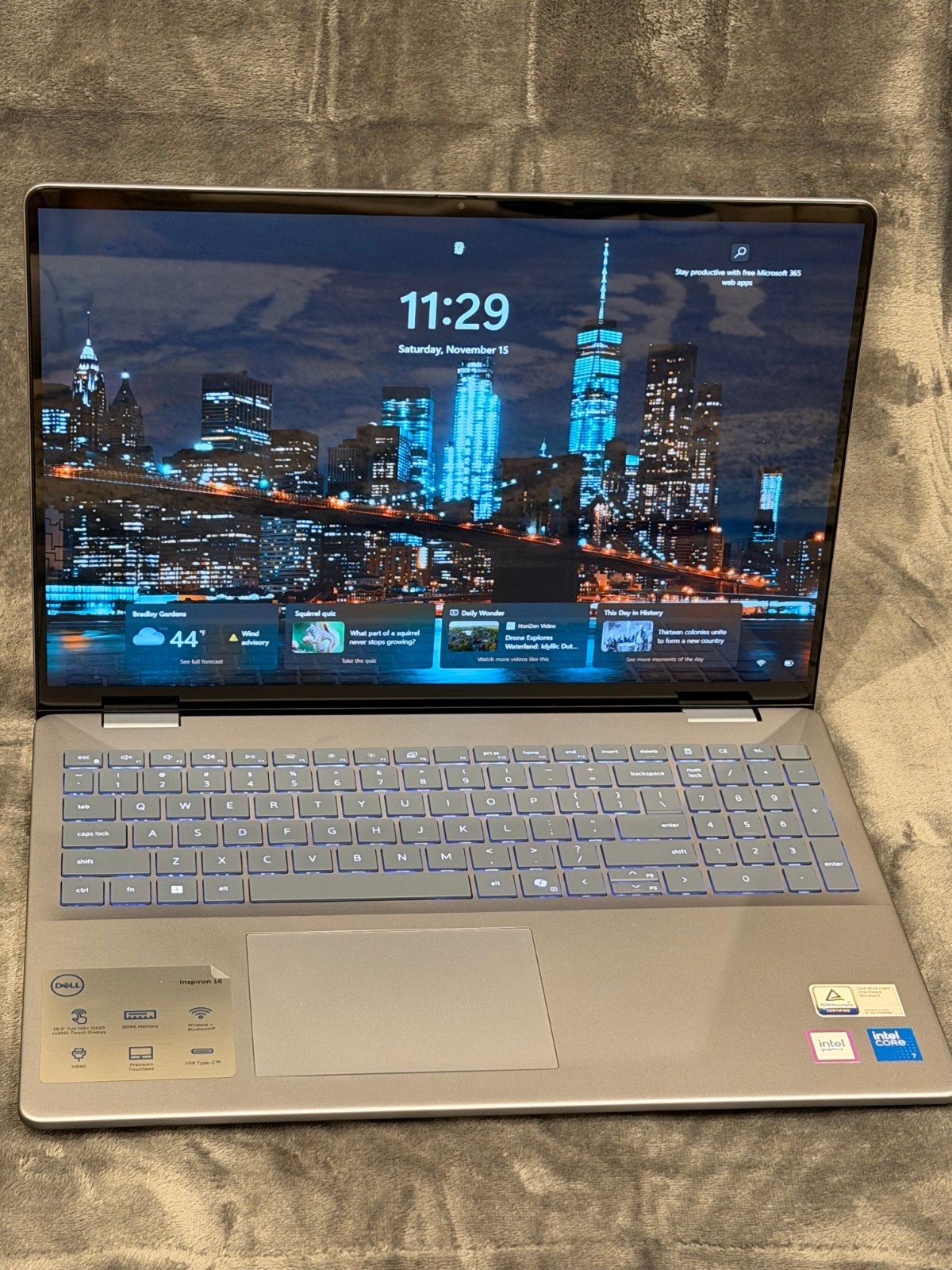 Dell Inspiron 16 5640, i7 150U, Silver, 16 GB RAM, 1 TB SSD, Mint Condition