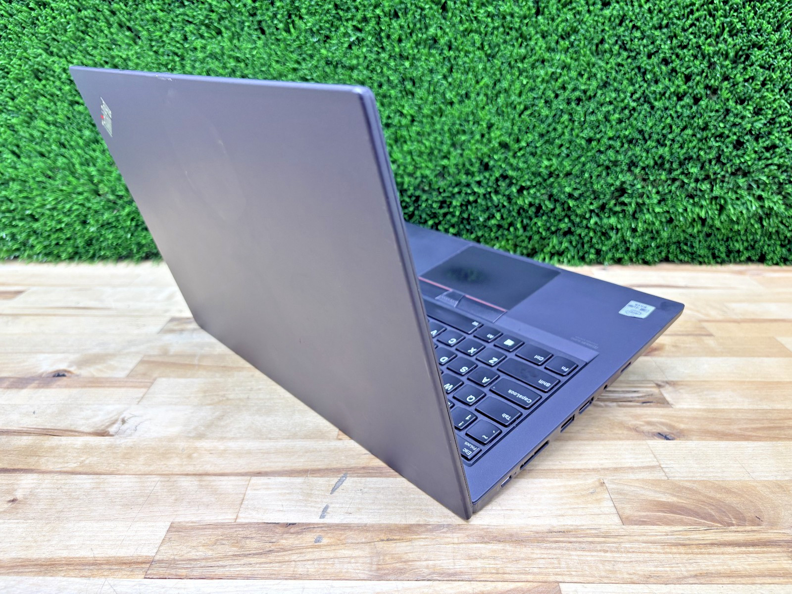 Lenovo ThinkPad P14s G. 1 Intel i7-10th Gen 1.80GHz 16GB RAM 256GB SSD W 11 Pro*