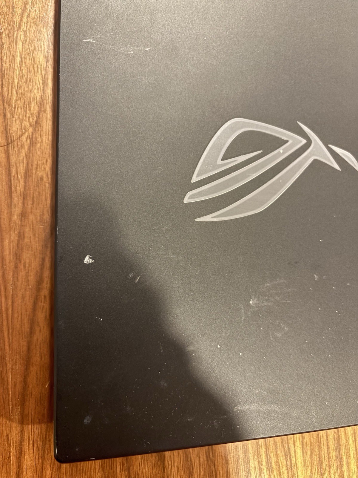 Asus ROG Strix Scar 17x3D RTX 4090 240Hz WQHD Ryzen 9 7945HX3D 32GB 1TB LAPTOP