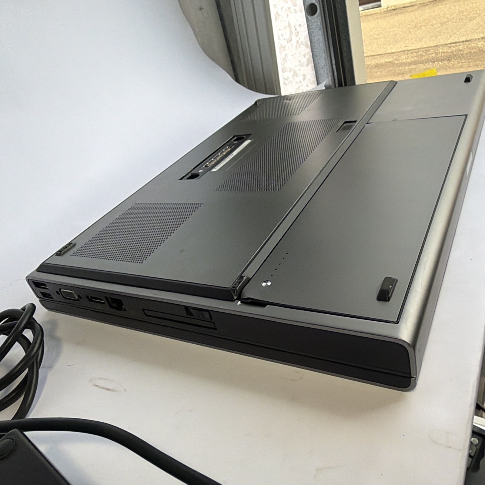 Dell Precision M6500 17” Win 7 Workstation i7 Quad, 8GB, Nvidia FX2800, 128gb