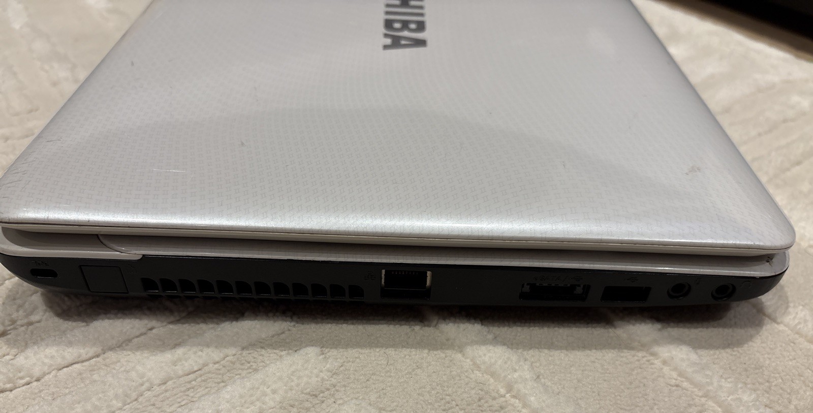 TOSHIBA SATELLITE L645D – FOR PARTS