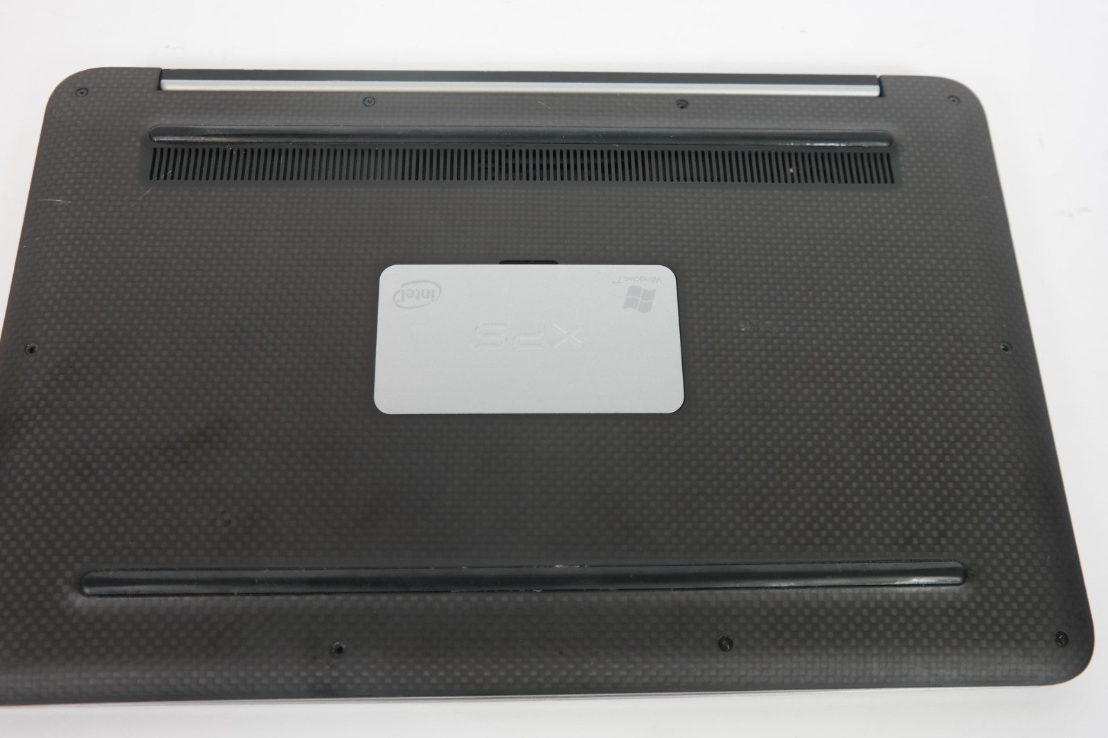 Dell XPS intel i5 – 4GB RAM – 120GB eMMC – Bad Battery