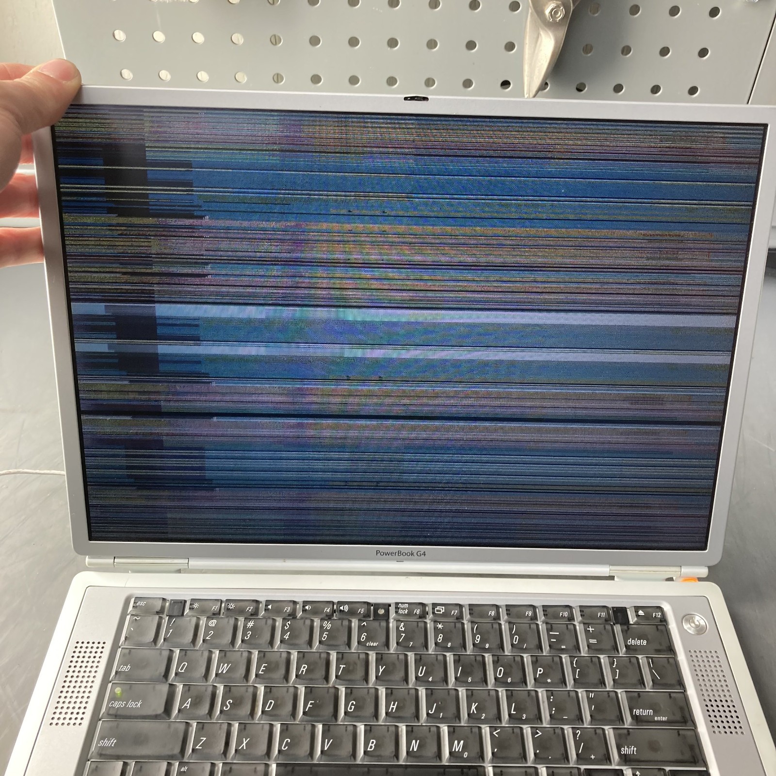 Vintage Apple PowerBook G4 Titanium M5884 Screen Issues Mac OS X 10.4