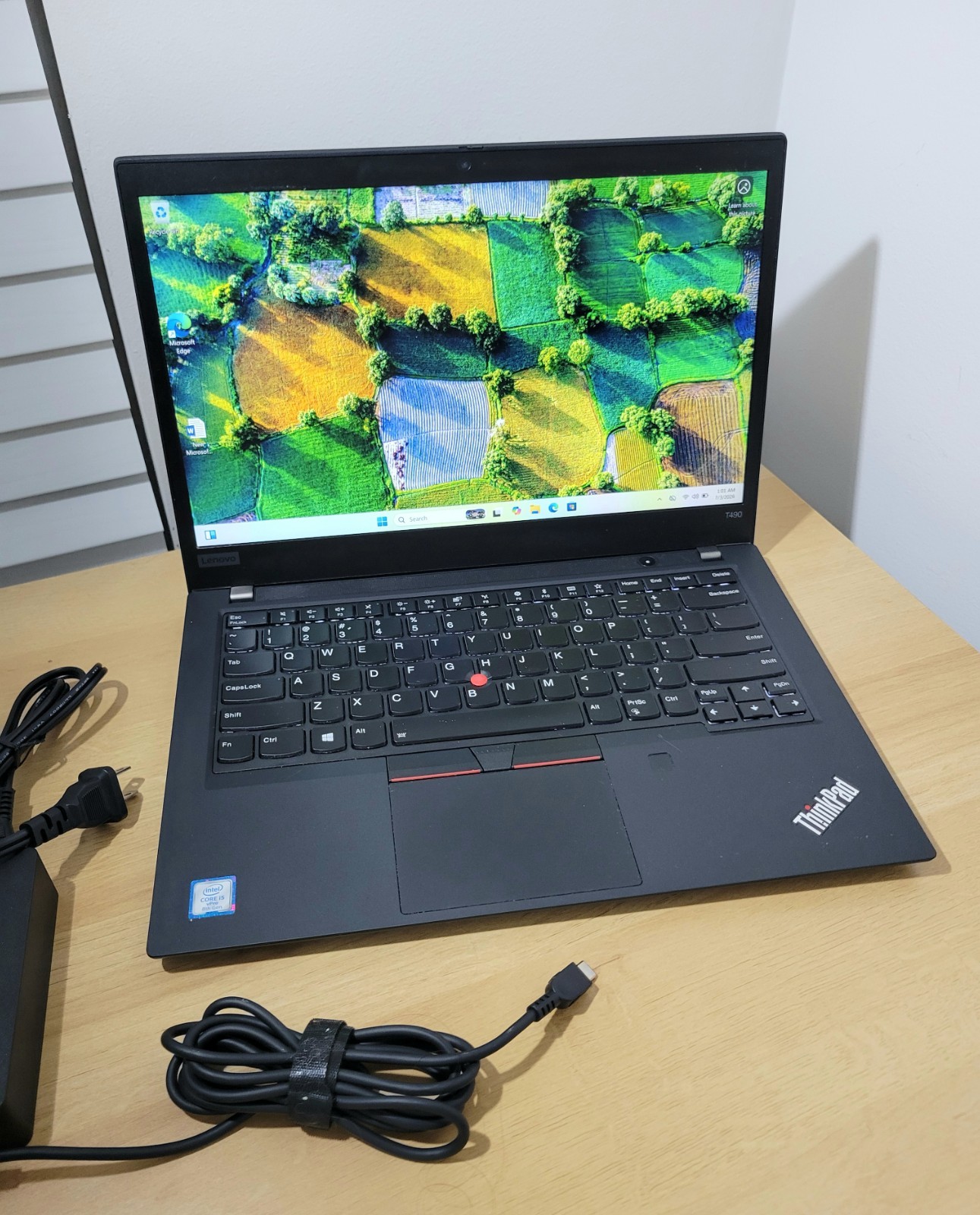Lenovo Thinkpad T490 I5 8365U 8Gb 256Gb FHD . Very Good