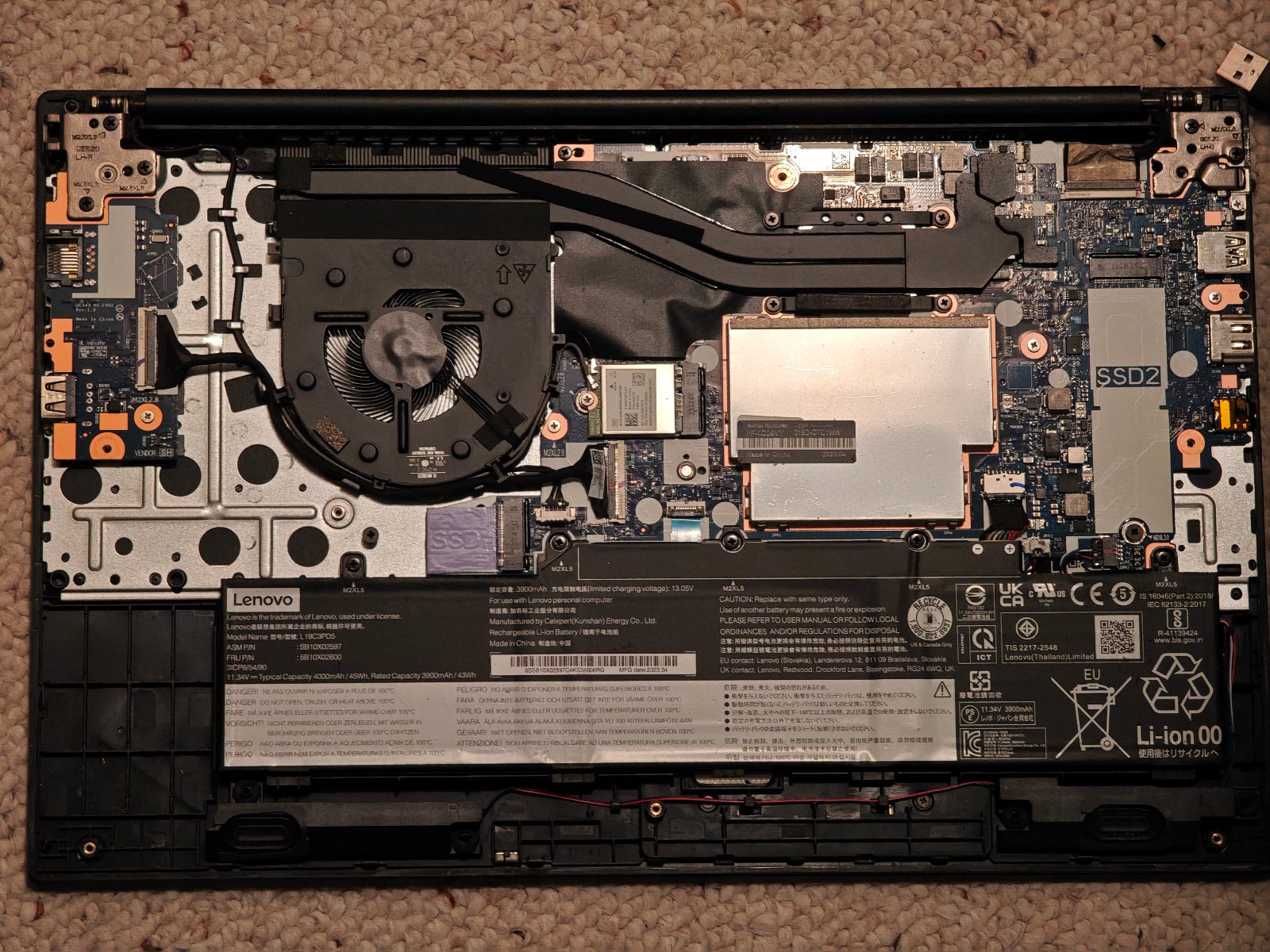 Lenovo ThinkPad E15 Gen 4; NO SSD, 4GB RAM, AMD Ryzen 3 5000; BROKEN SCREEN