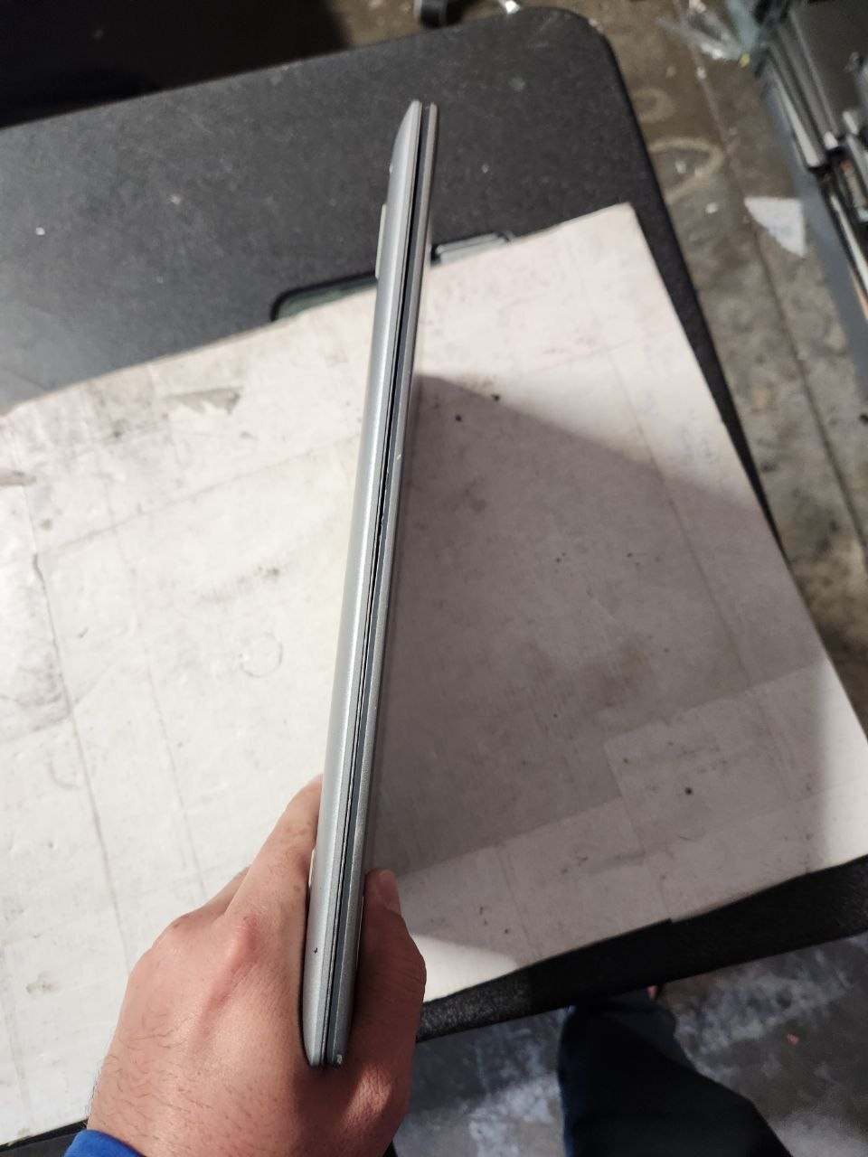 Dell Latitude 3301 (Core i5-8265U, 8GB RAM, 256GB SSD, Win 11 Pro) for parts