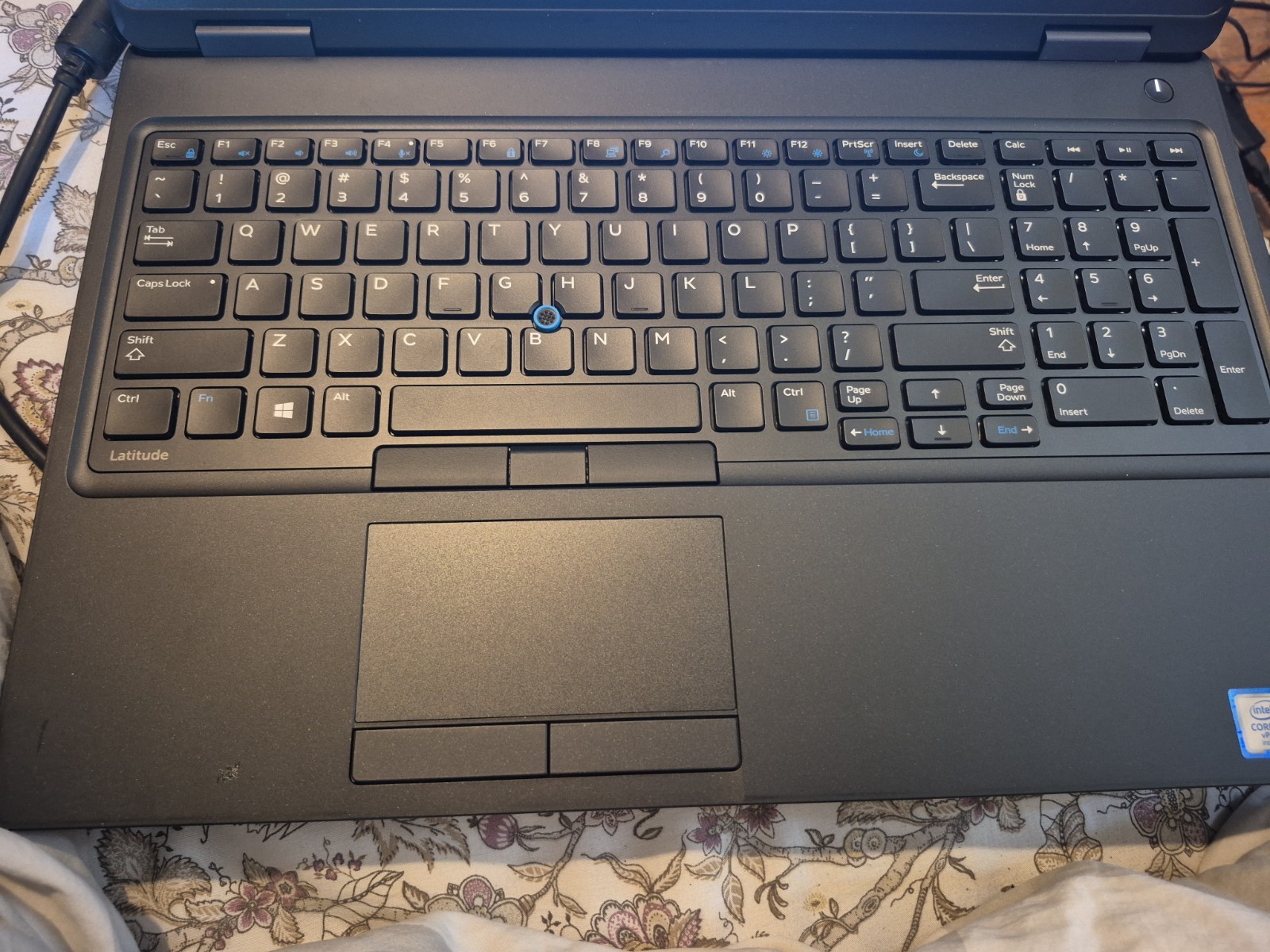 DELL LATITUDE 5580 Laptop w/ Intel Core i5-6300U 2.40GHZ + 4GB | No Drive Parts