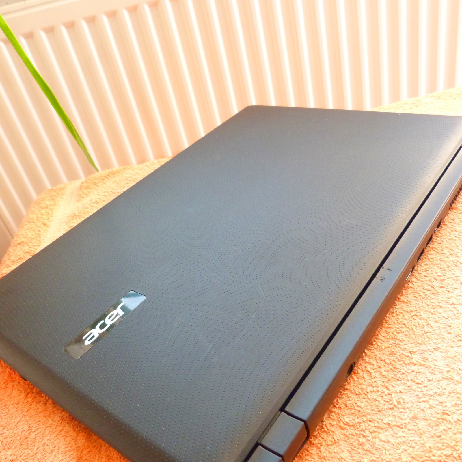 XXL LOT Acer ES1 732 Business UltraBook 17″ l 1TB SSD HDD Windows 11 l HDMI