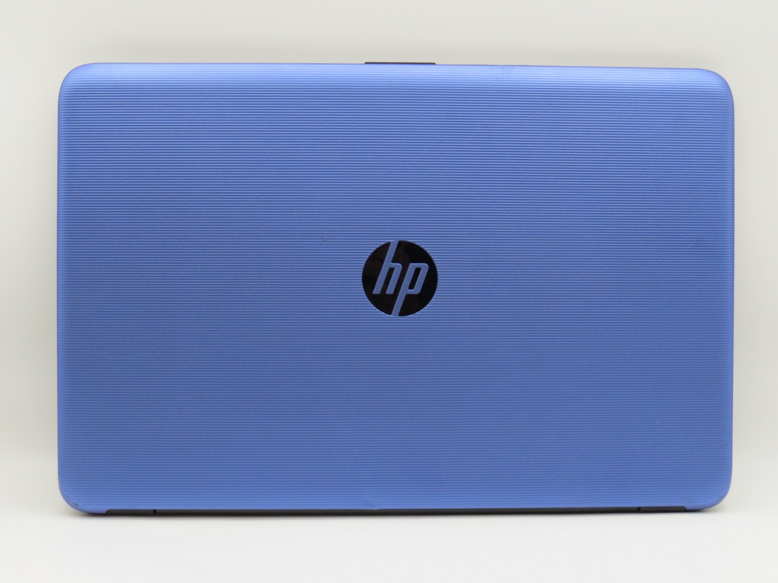 HP 15 | I3-6100U @ 2.3GHz | 4GB DDR4 | 256GB SATA SSD | 15″ | No OS