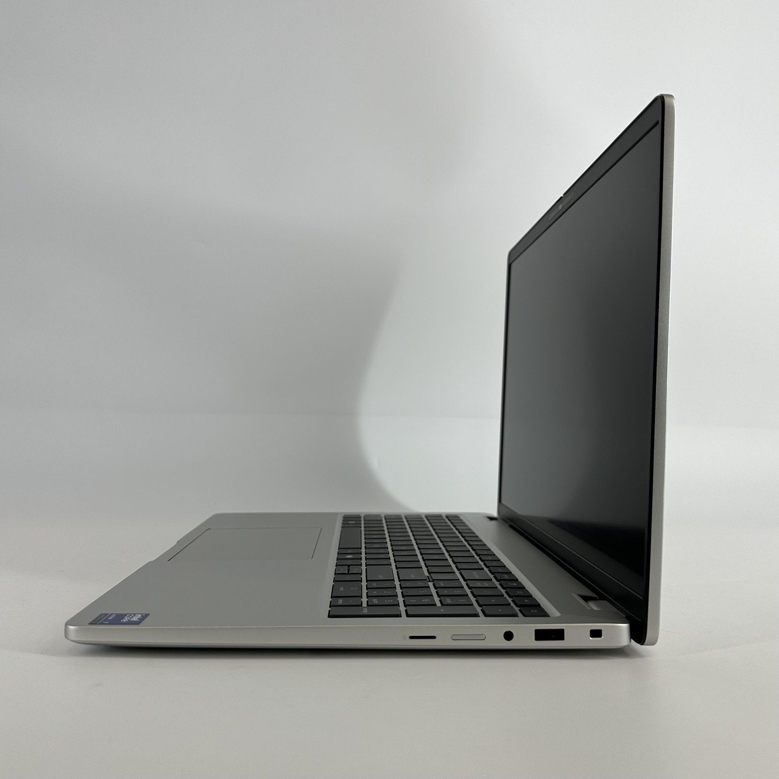 Dell Pro 16 Plus PB16250 FHD+ 2.2 GHz Ultra 7 266V 16GB 512GB SSD Excellent