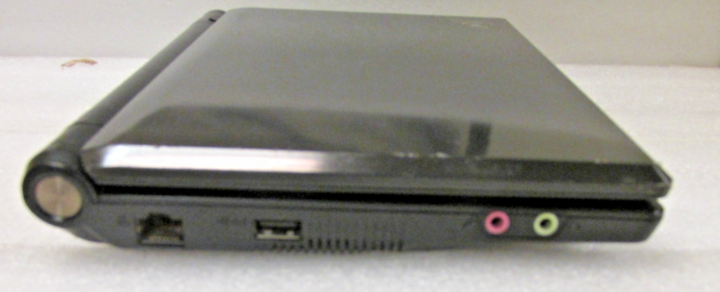 Asus Eee PC900HA Netbook- For parts / repair