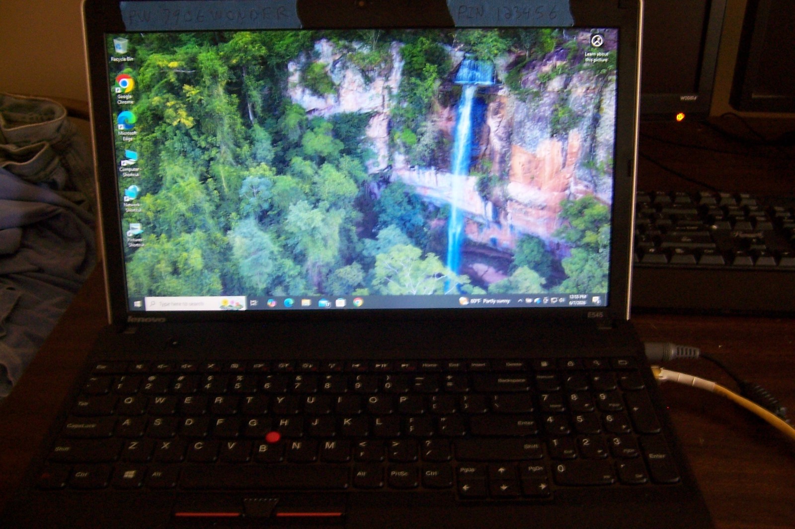 Lenovo ThinkPad Edge E545 Laptop A6-5350M 2.9GHz 277GB SSD8GB RAM DVD-R