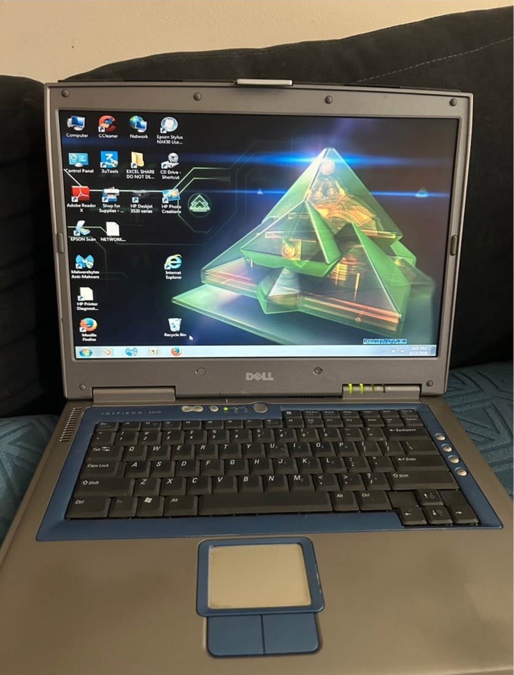 Dell Inspiron 8600 Laptop – Windows 7 Ultimate – Charger Included – No Battery