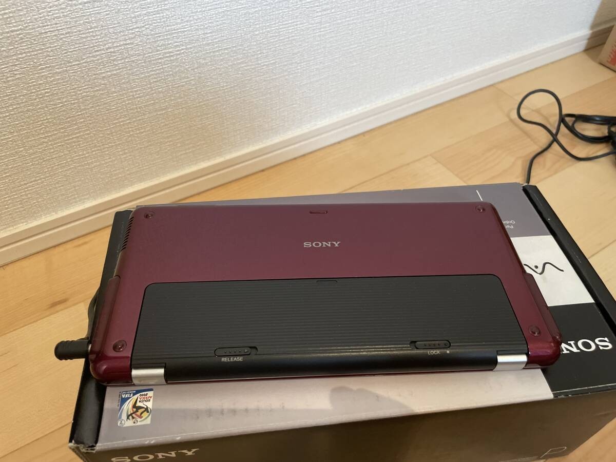 SONY VAIO P VGN-P70H/R Atom Z520 2GB HDD 60GB 8″ Win Vista Ultra Portable