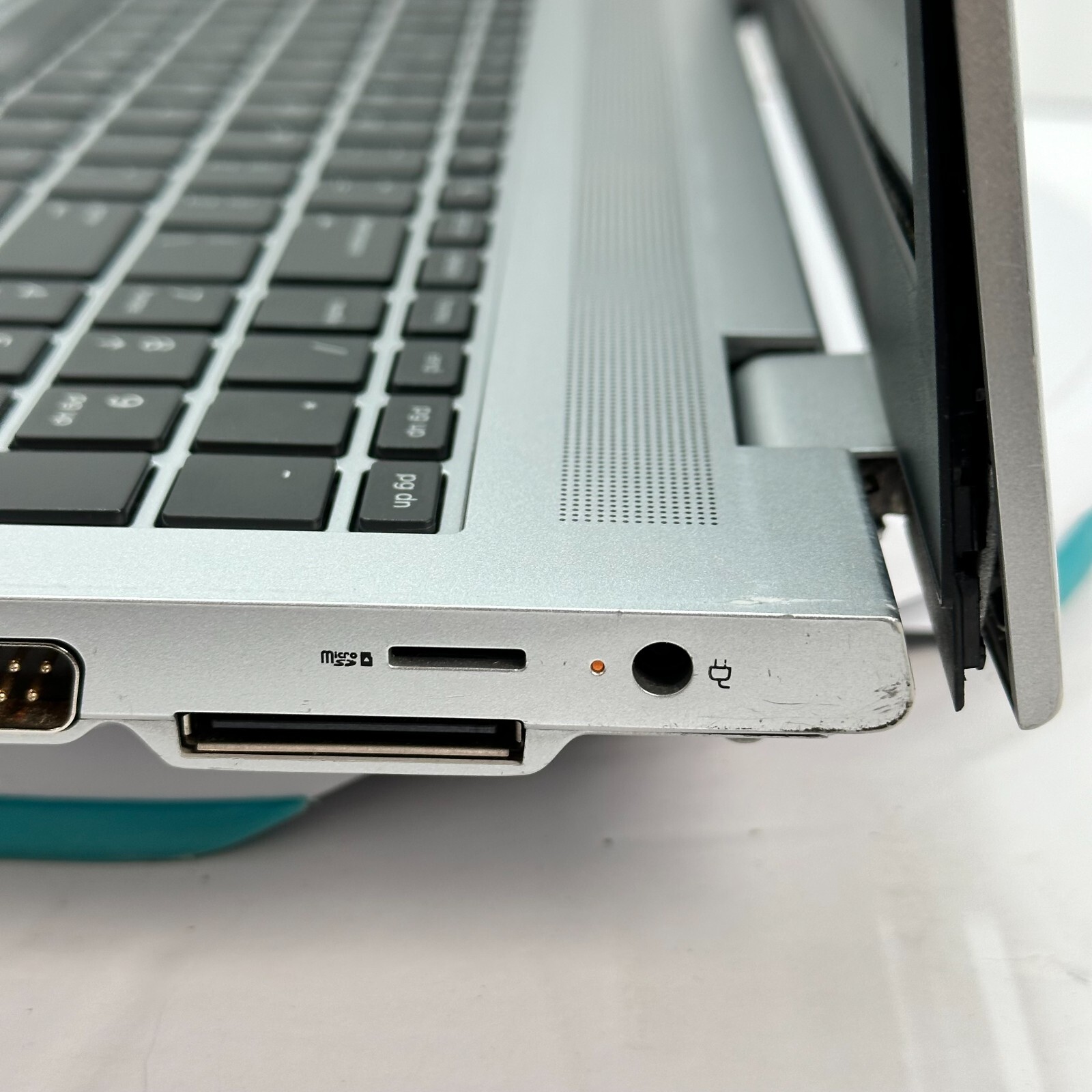 HP ProBook 650 G4 i5 7th Gen 15.6″ Laptop AS IS PARTS BOOTS CRACKED
