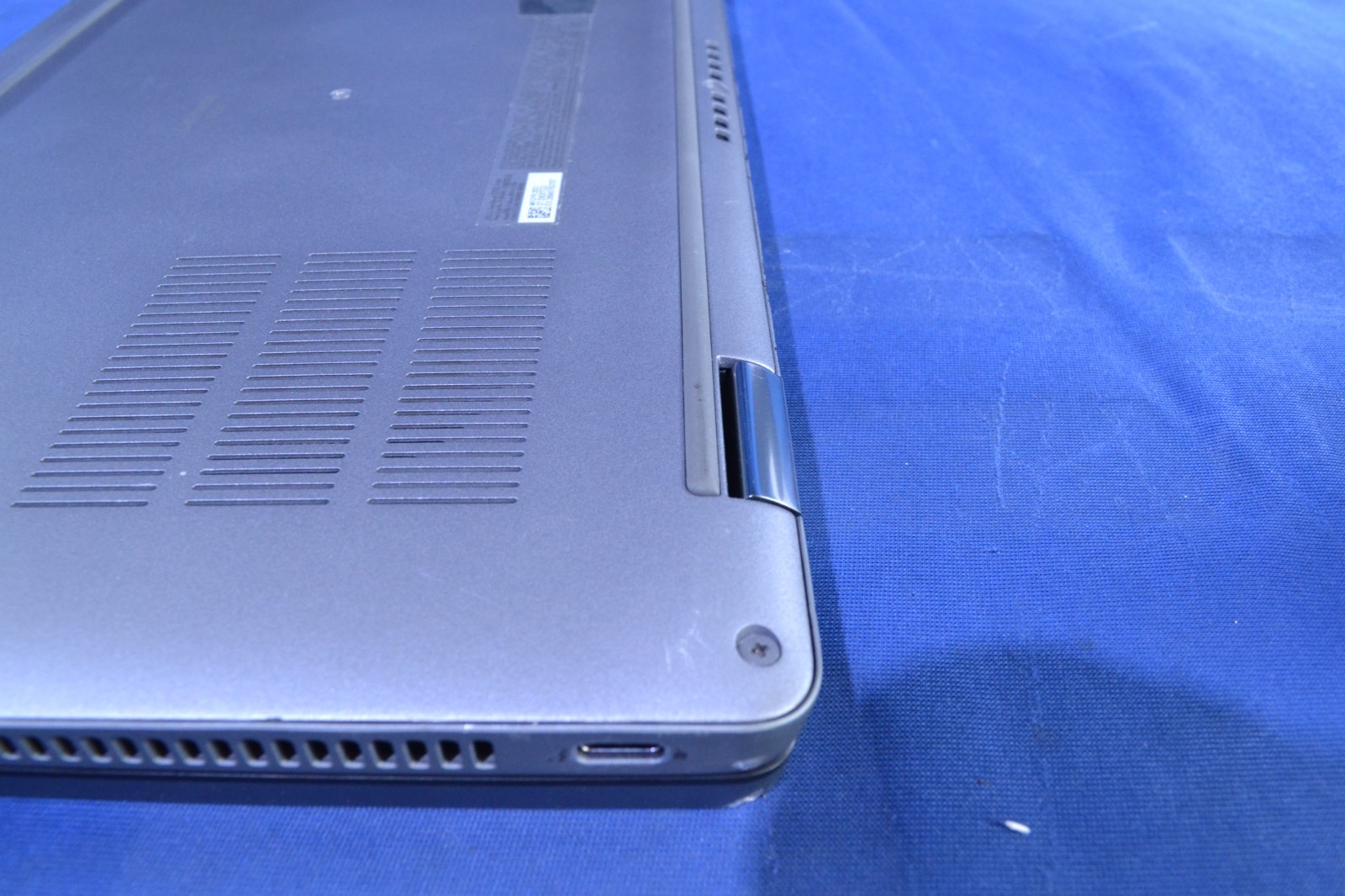 Dell Latitude 7430 2-in-1/ i5-1245U/ 16GB/ 512GB/ Win 11/ No Batt. (J060403)