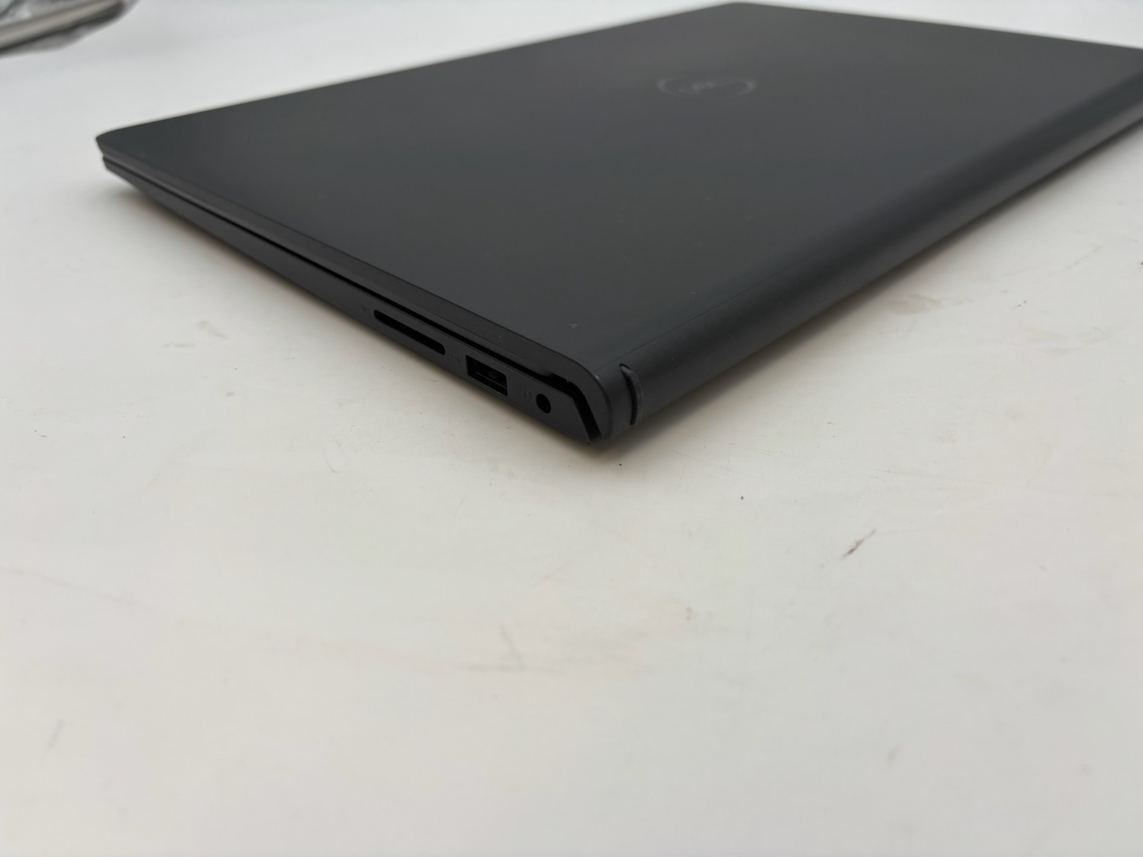 Dell Inspiron 15 3530 15.6″ 512 GB SSD 8 GB RAM i5-1334U Windows 11 Home