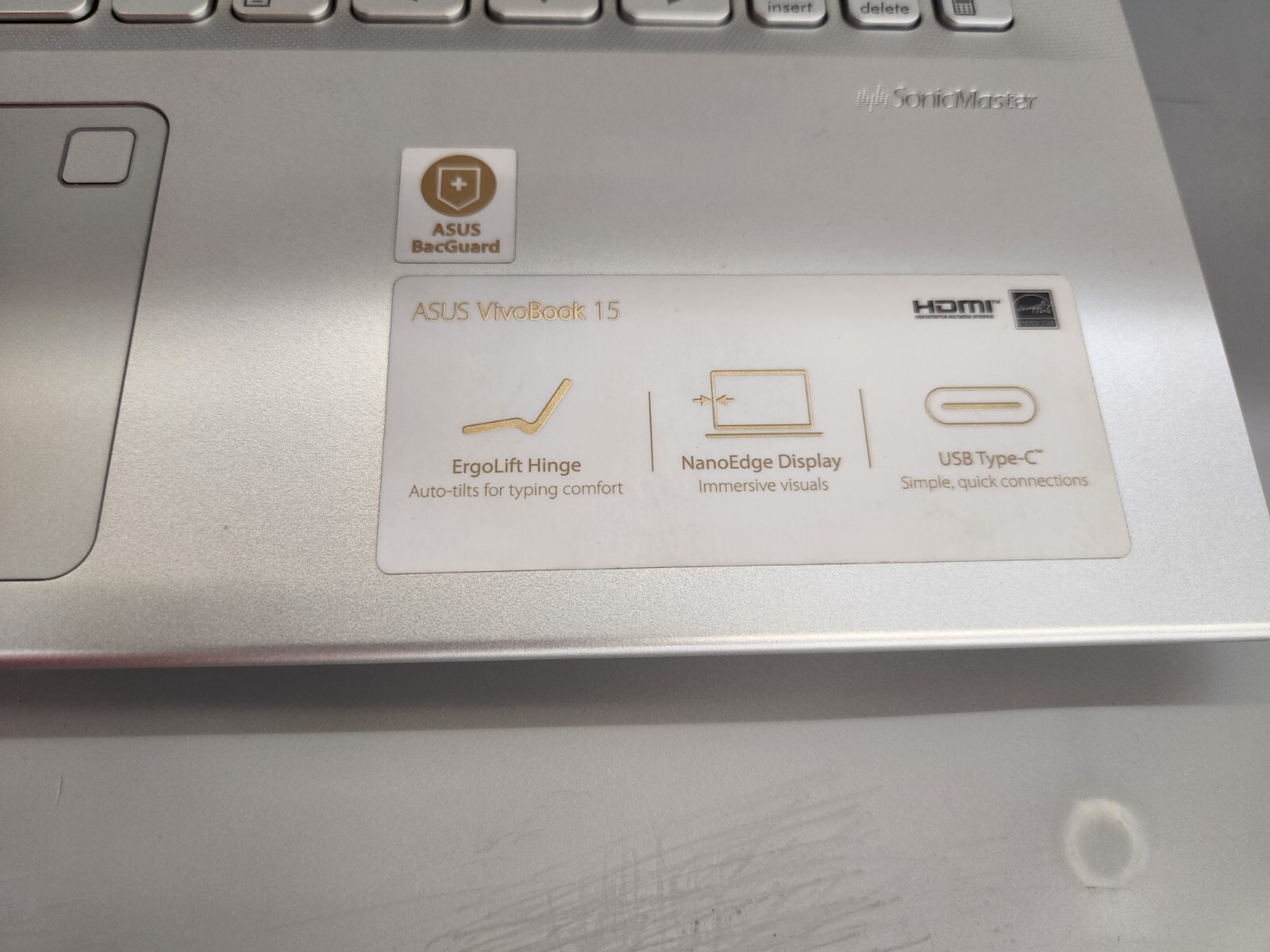 ASUS VivoBook 15 F512J 4GB DDR RAM 15.6” FHD 128GB Fingerprint Sensor i3 Win 10