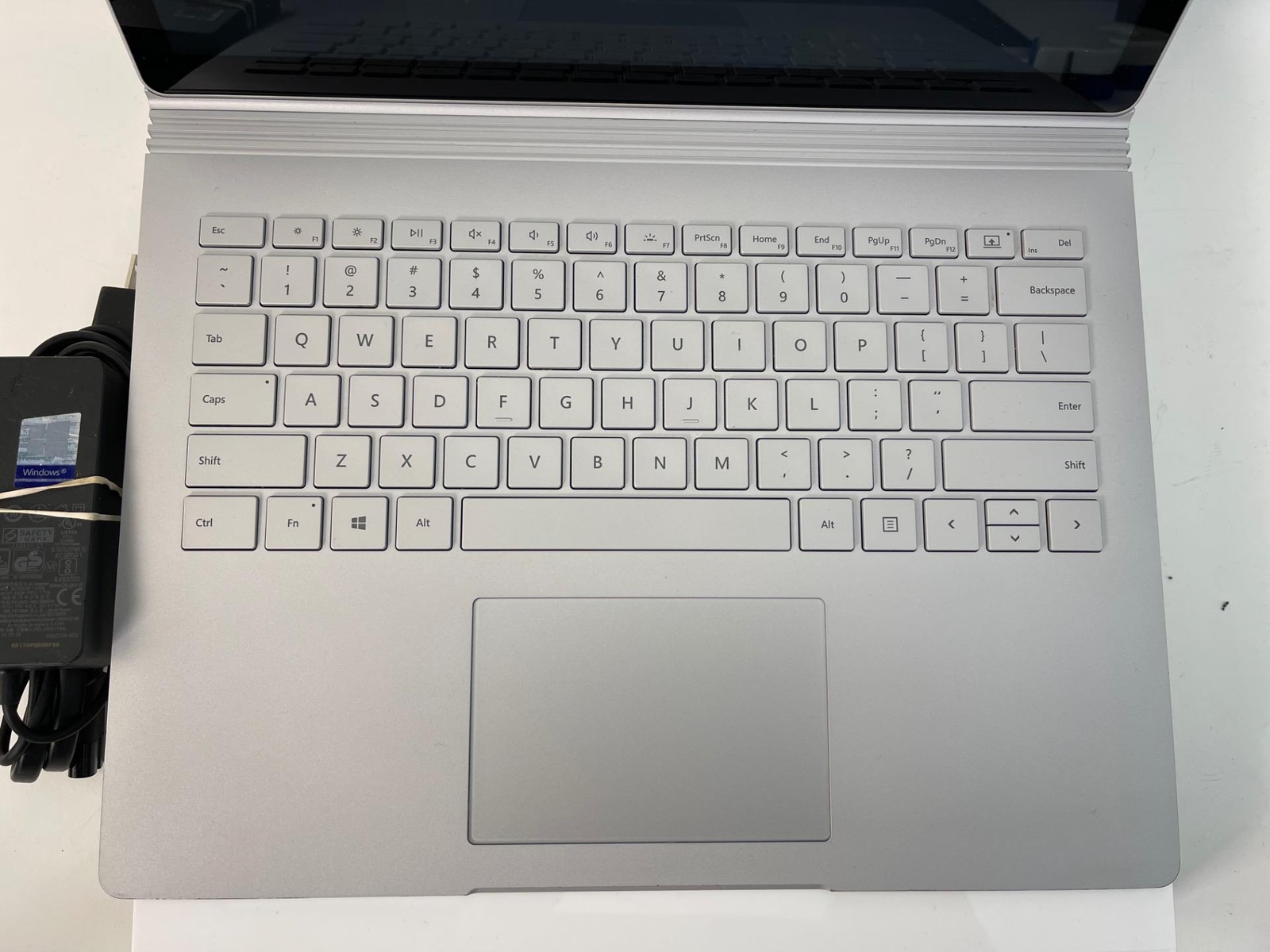 Microsoft Surface Book 2 13.5″ Touch PixelSense 2-in-1 Laptop Notebook HMW-00001