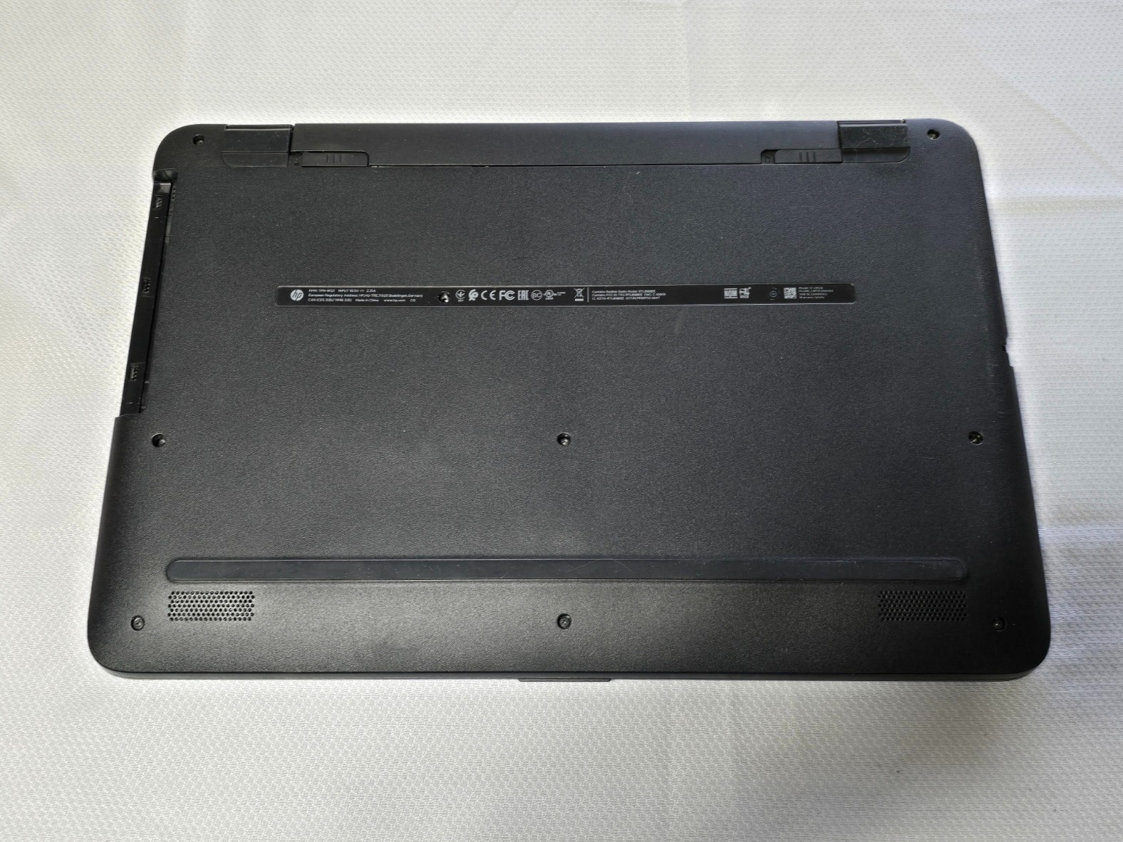 HP 17-X115DX Laptop – Intel i7 /8GB Ram/ Boots To Bios