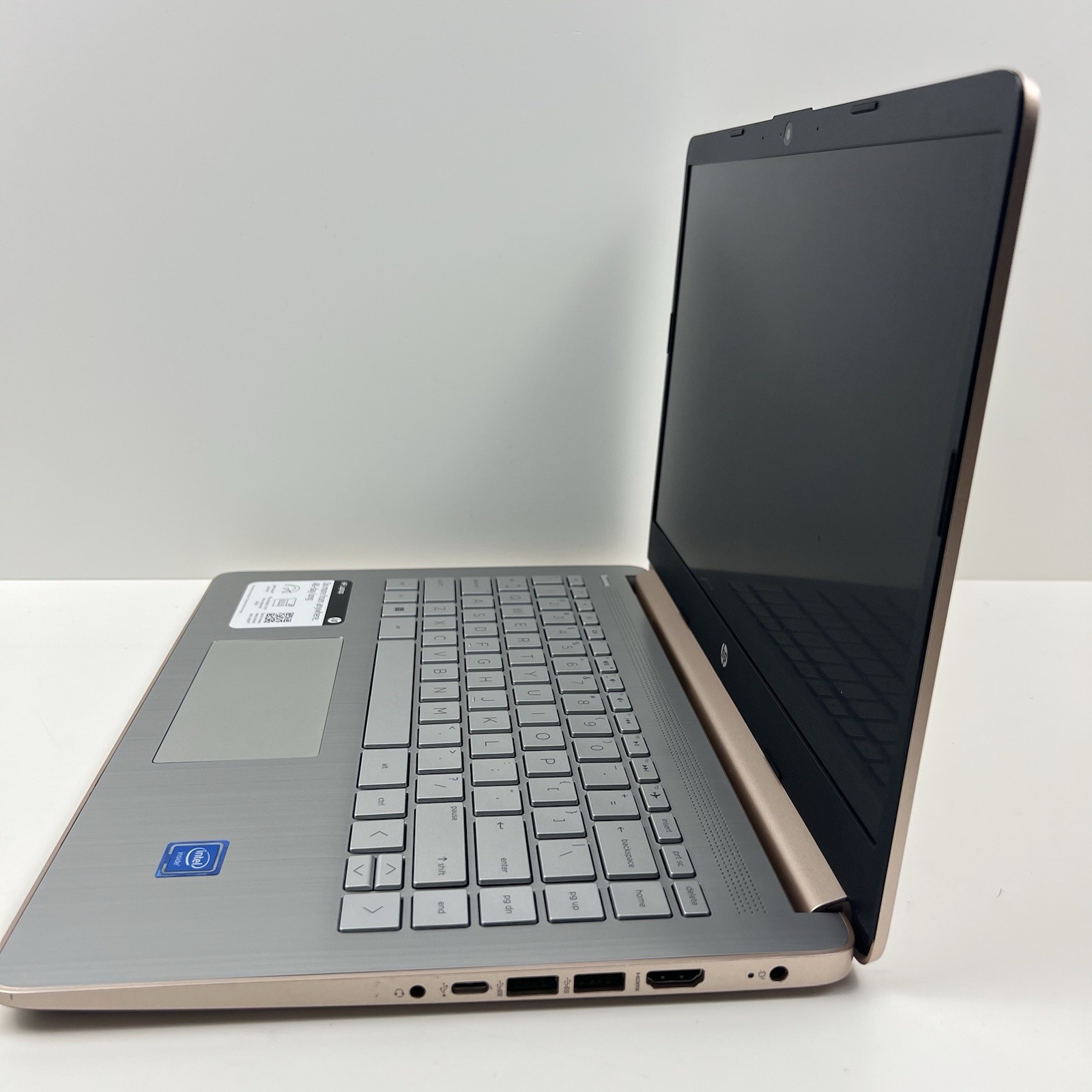 HP 14-DQ0762DX 14″ Laptop Intel Celeron N4120 4GB 128GB Win 11 w/ Charger