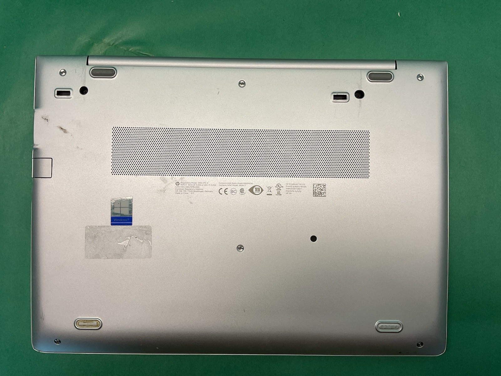 HP Elitebook 745 G5 AMD Ryzen 7 Pro 2700U – Powers On – NO HARD DRIVE- Untested