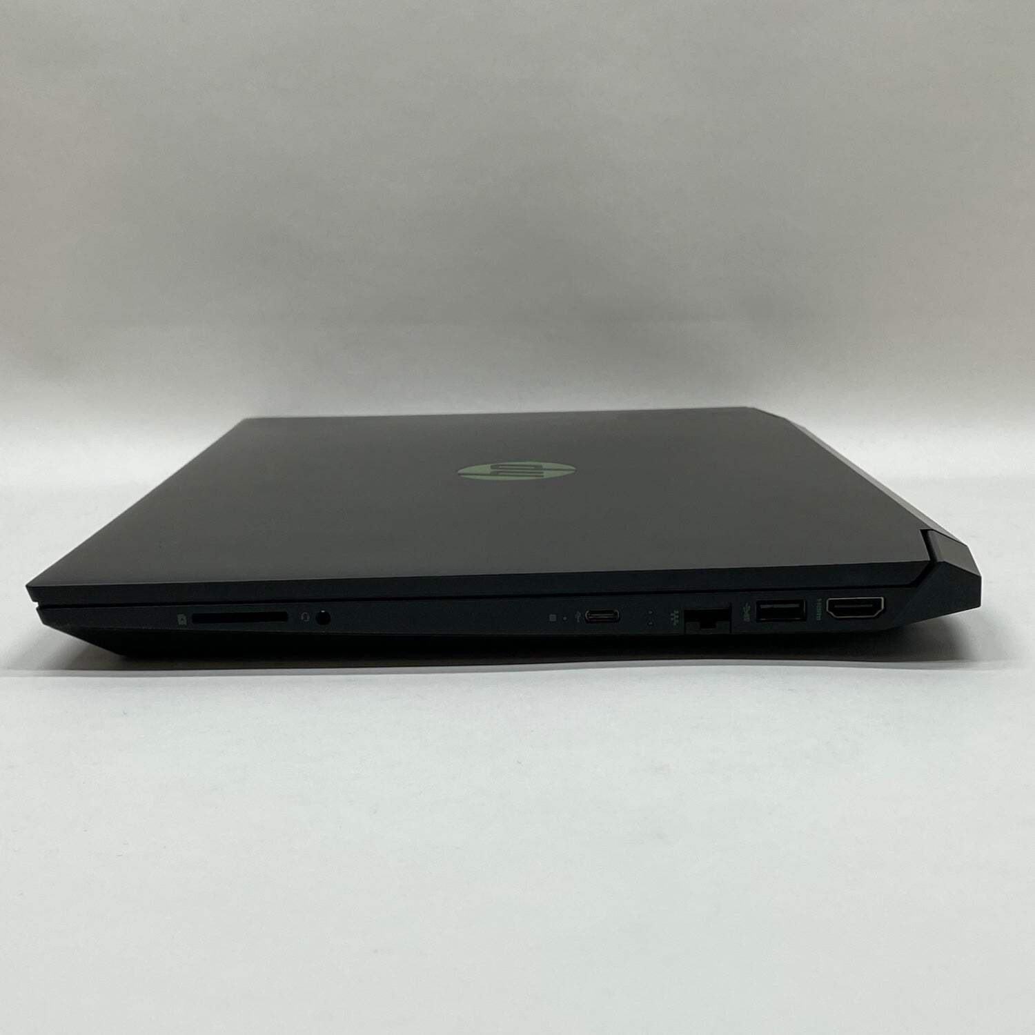 HP Pavilion 15-EC0XXX 15.6″ Ryzen 5 3550H 2.1GHz 6GB RAM 256GB SSD