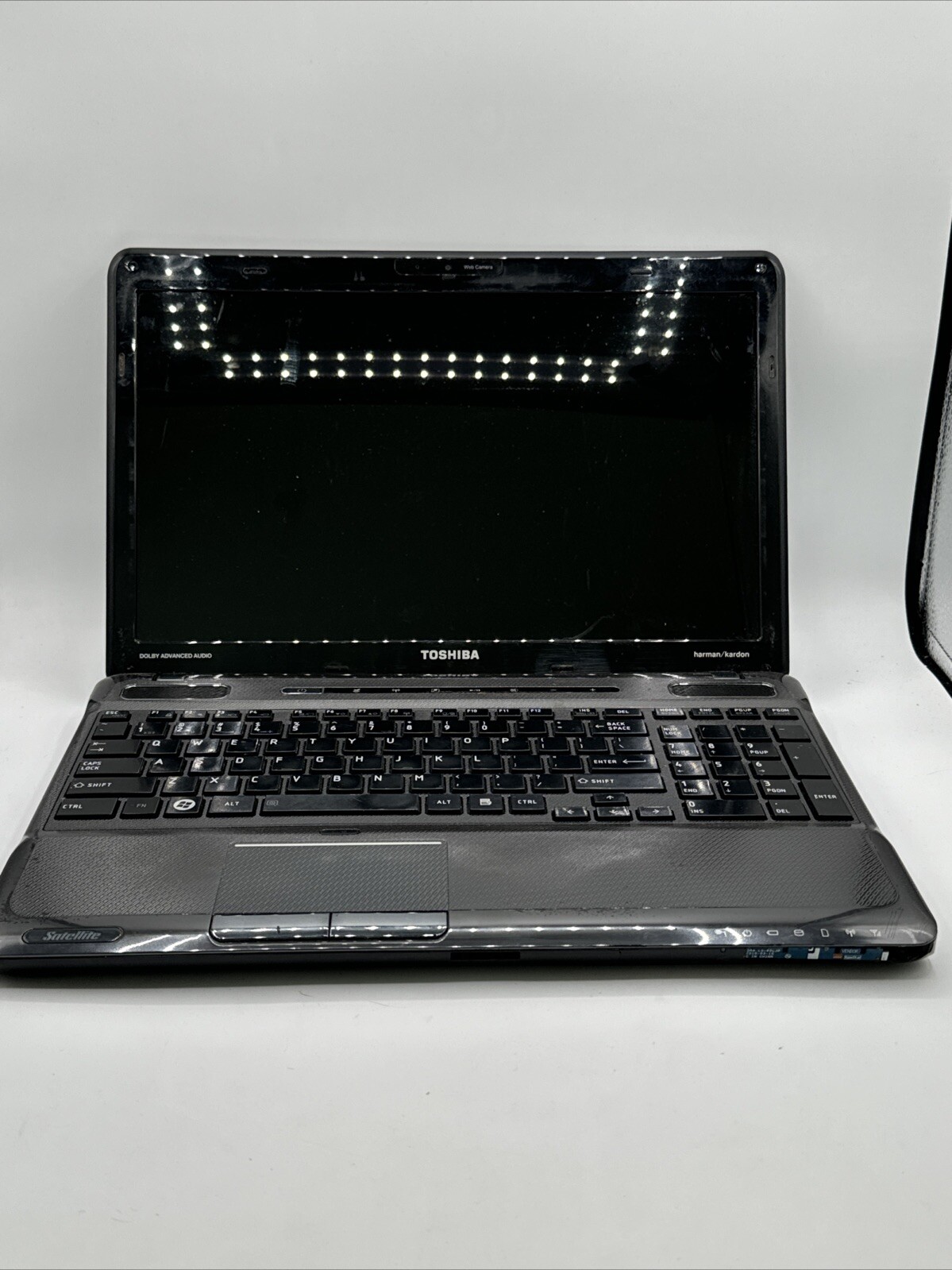 Toshiba Satellite Laptops Intel Core i3 1st Gen – PSAW0U-0FU033