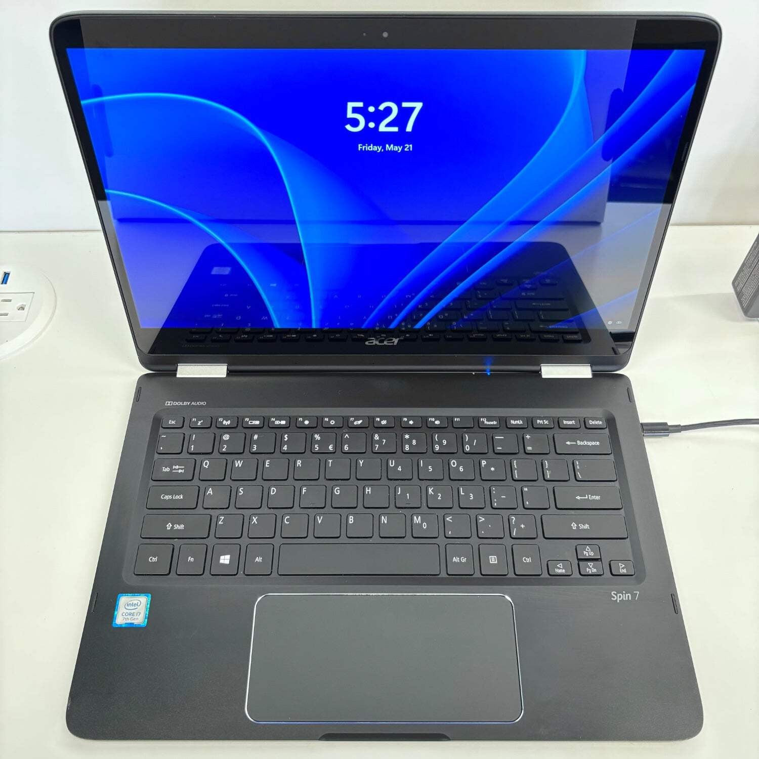 Broken Acer Spin 7 SP714-51 14″ i7-7Y75 1.3GHz 8GB RAM 256GB SSD – Read